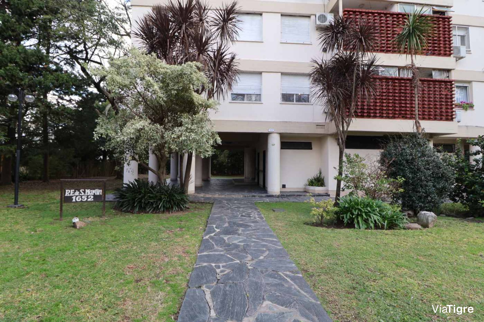 Venta de dpto 3 amb. Apto crédito - Florida Mitre
