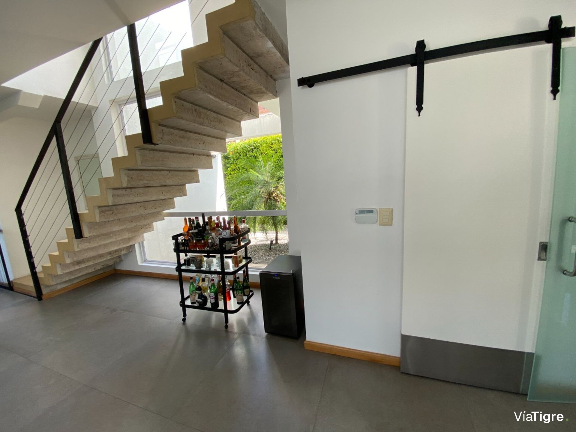 Casa alquiler anual sin muebles Barrio La Arboleda