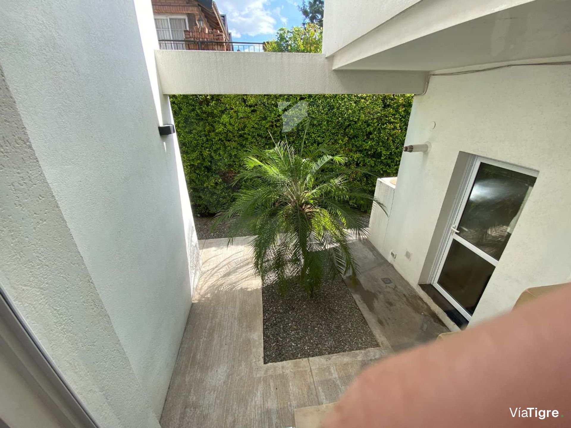 Casa alquiler anual sin muebles Barrio La Arboleda