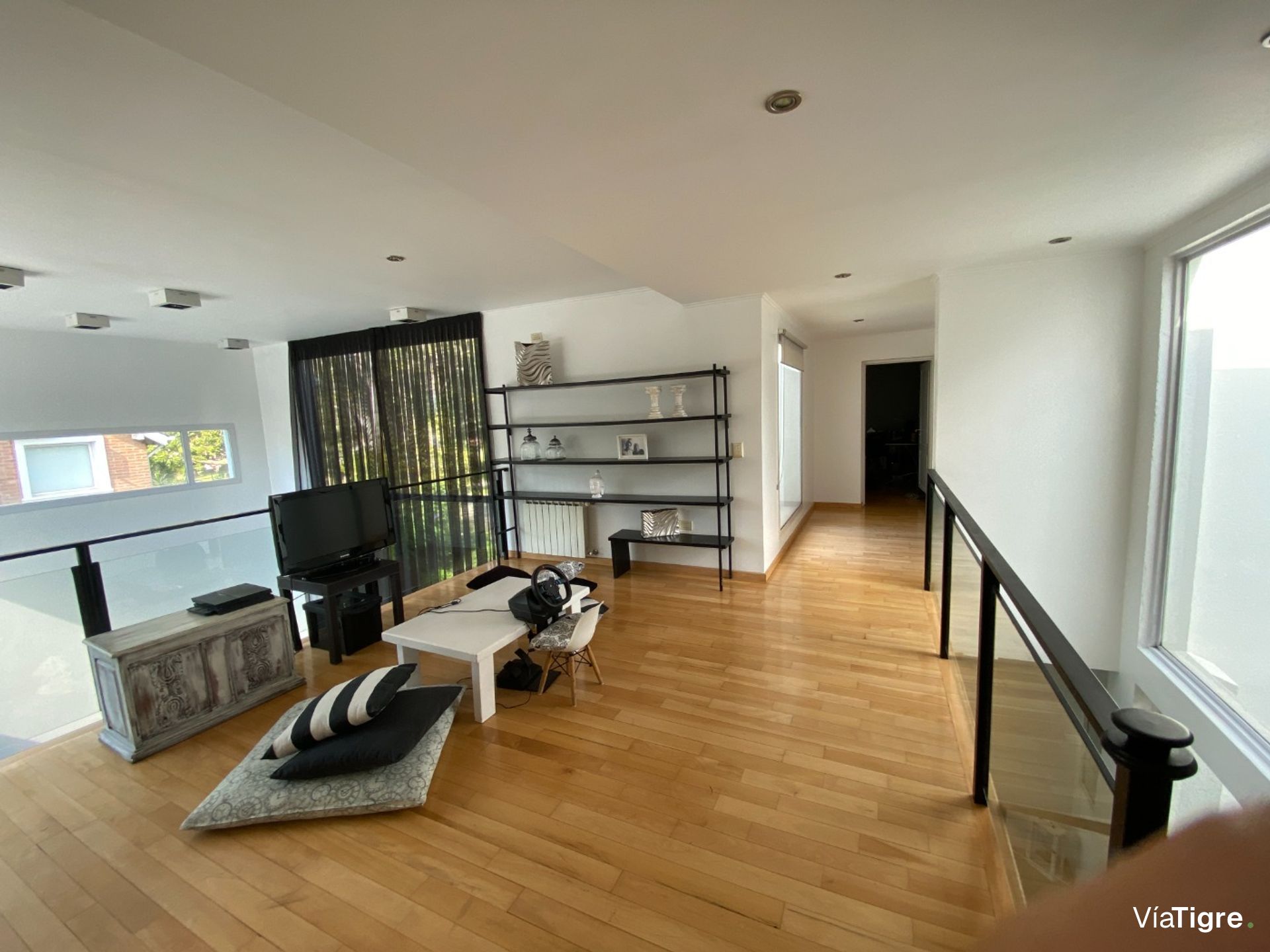 Casa alquiler anual sin muebles Barrio La Arboleda