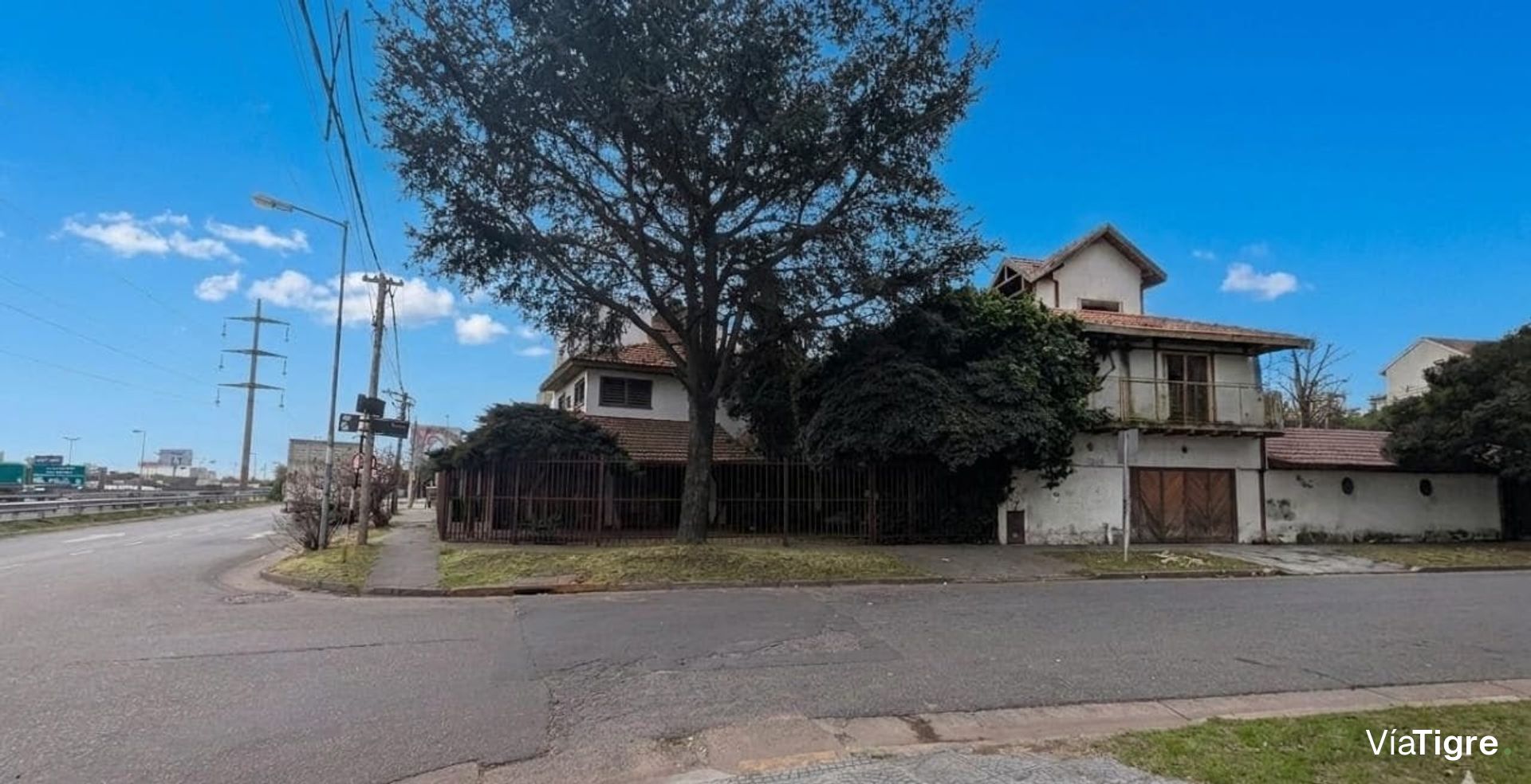 Venta Lote 906m2 Panam casi Thames Comercial Ofic.