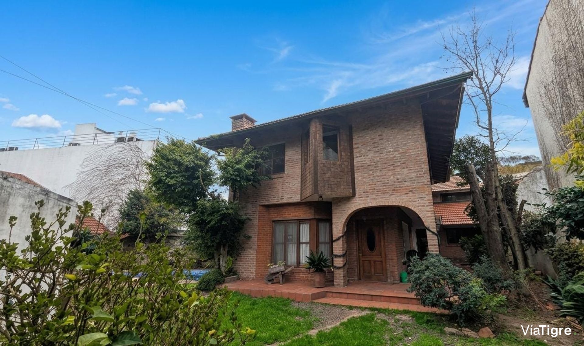 Venta Lote 906m2 Panam casi Thames Comercial Ofic.
