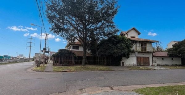 Sale 906m2 Plot Panam near Thames Commercial Offices