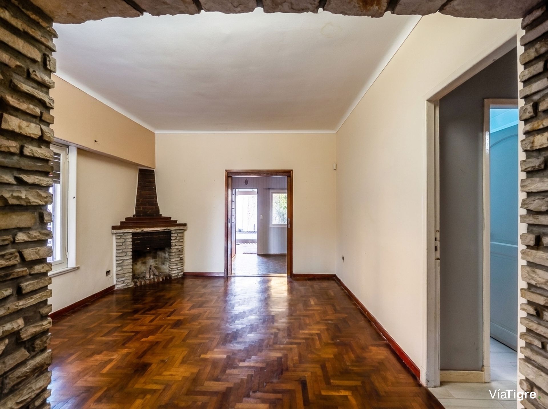 Venta Casa 3 Ambientes Martínez c/Pileta y cochera