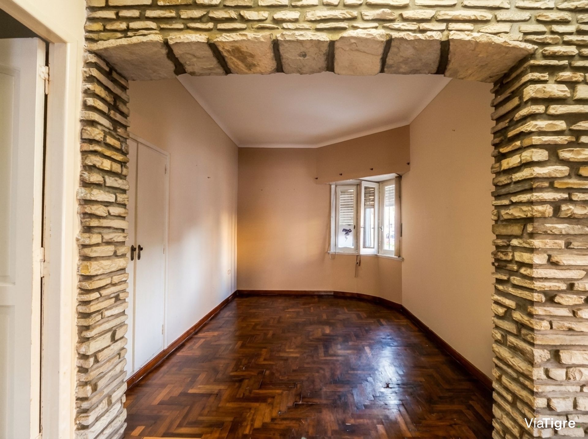 Venta Casa 3 Ambientes Martínez c/Pileta y cochera