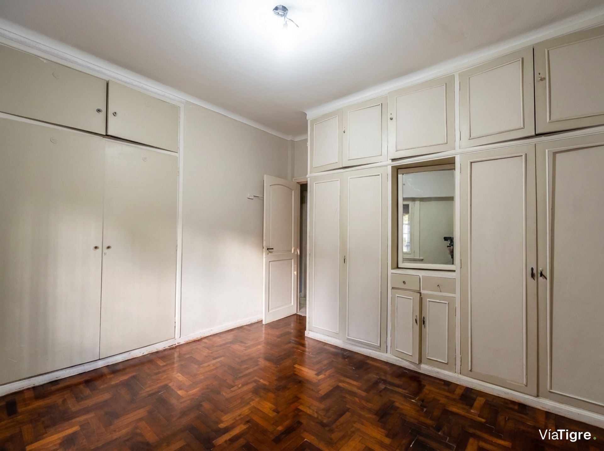 Venta Casa 3 Ambientes Martínez c/Pileta y cochera