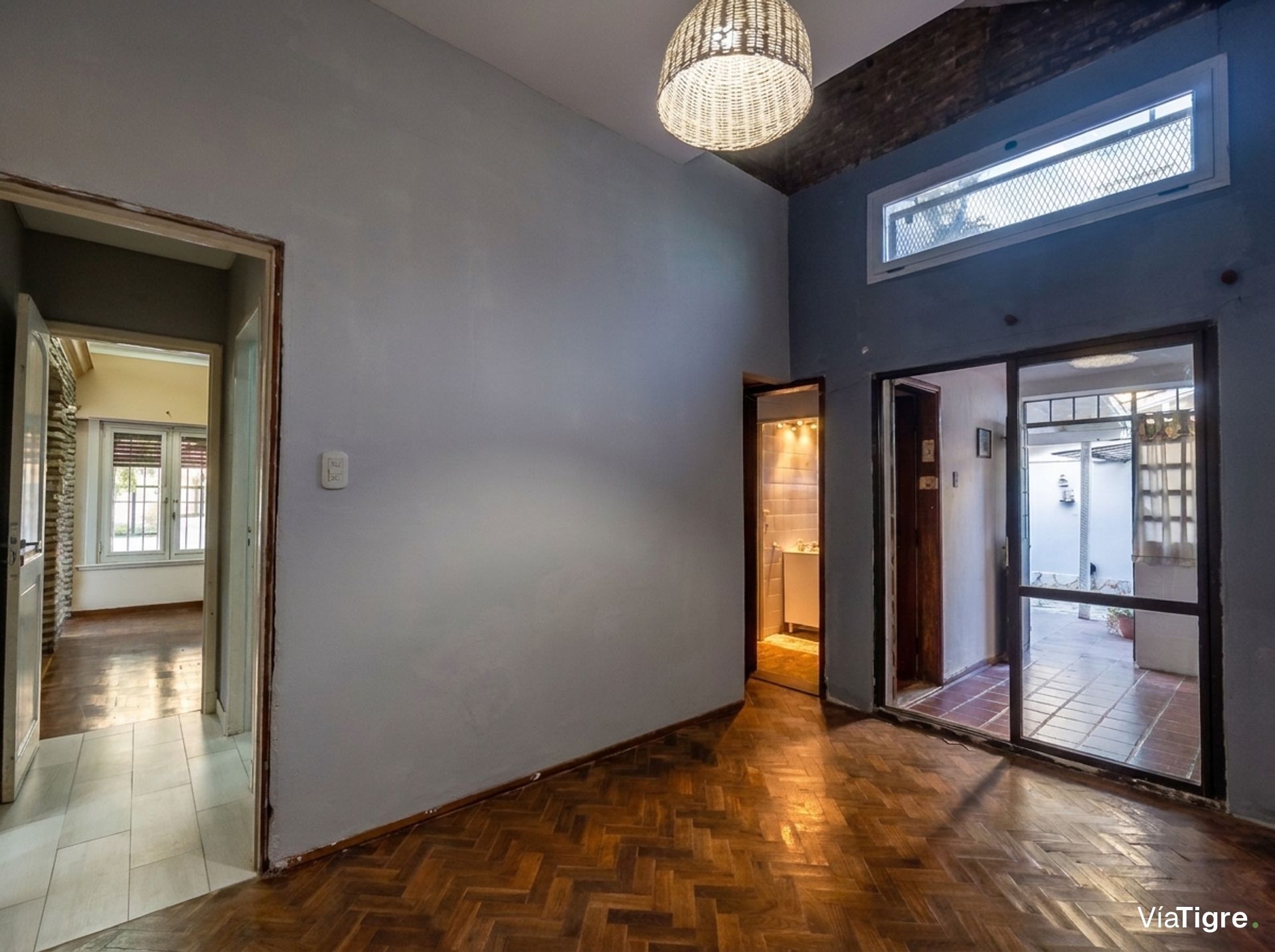Venta Casa 3 Ambientes Martínez c/Pileta y cochera