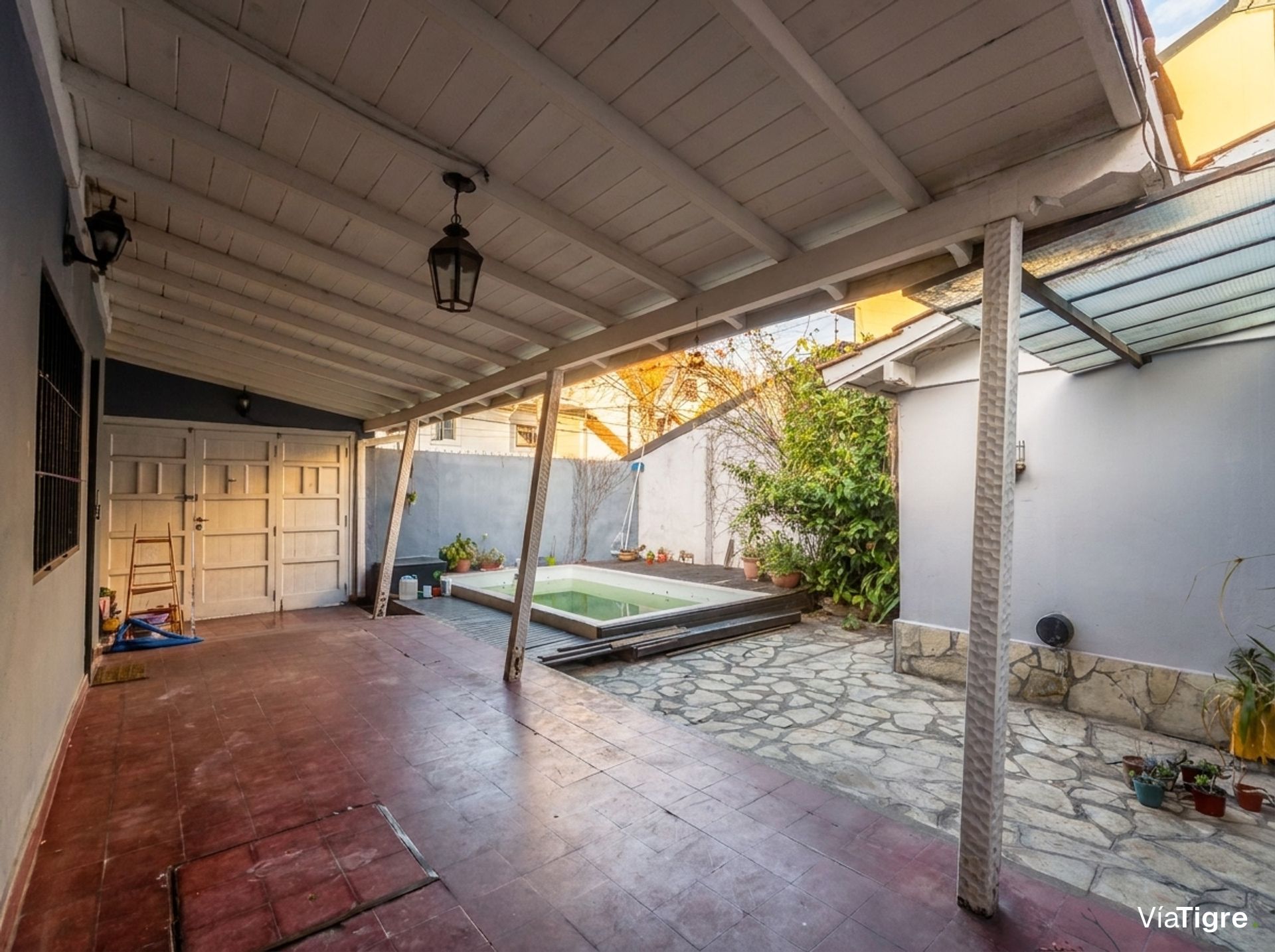 Venta Casa 3 Ambientes Martínez c/Pileta y cochera