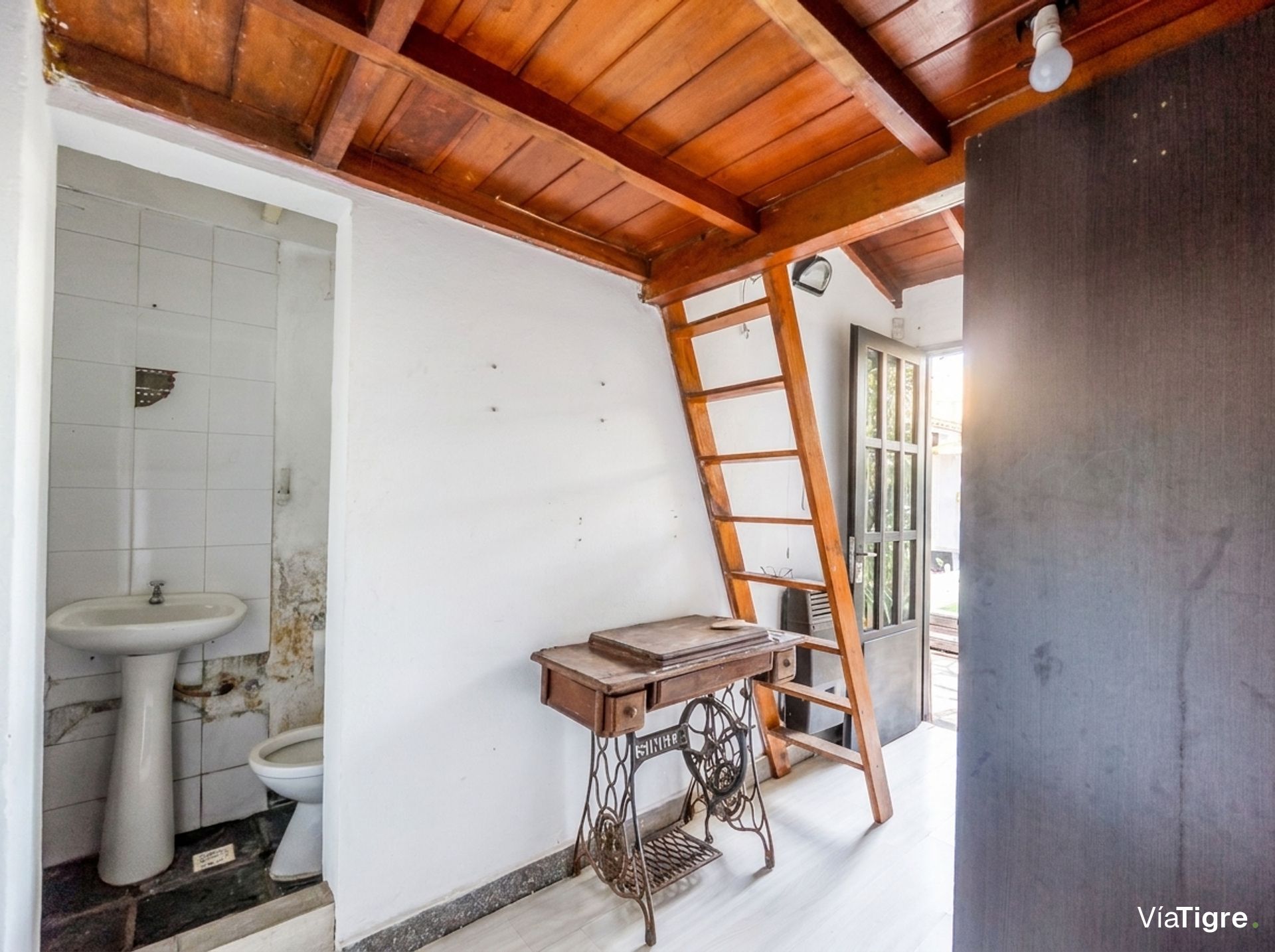 Venta Casa 3 Ambientes Martínez c/Pileta y cochera