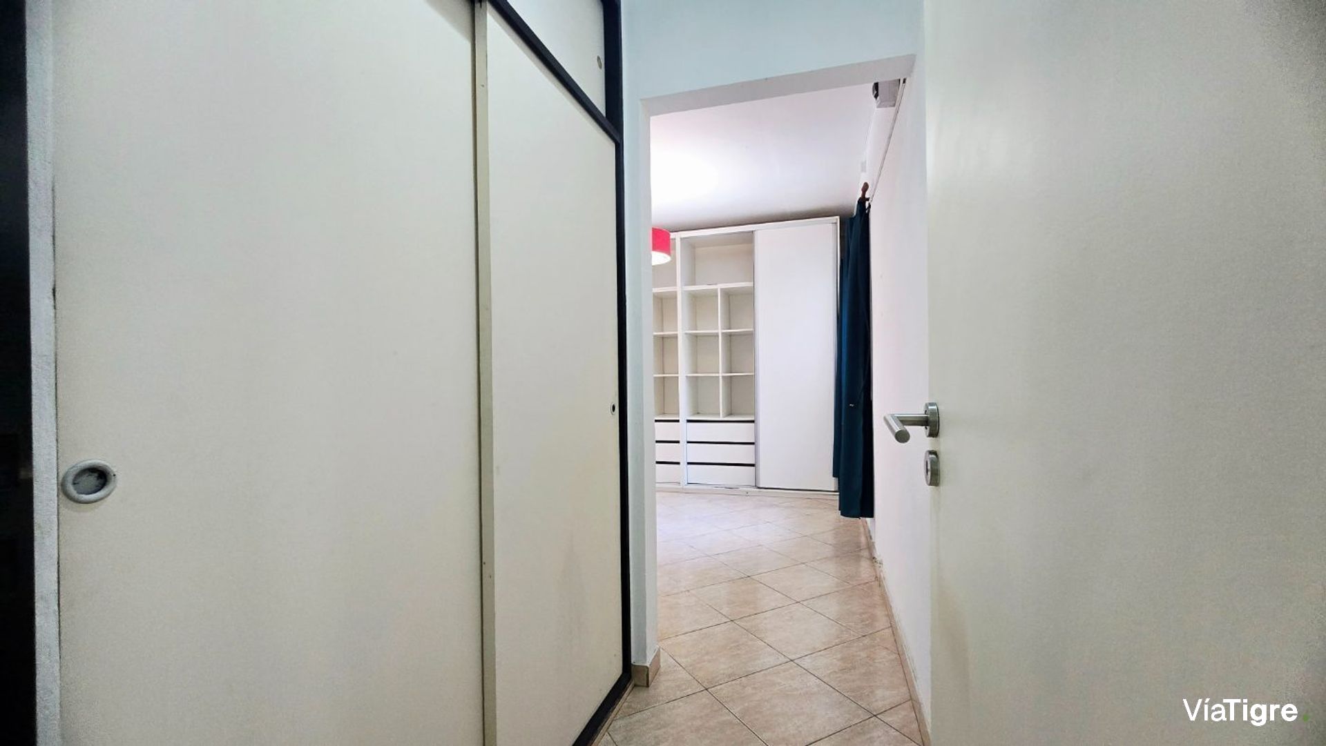 Venta PH tres ambientes con cochera Munro