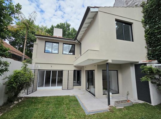 House with Own Lot Florida Caseros 1300