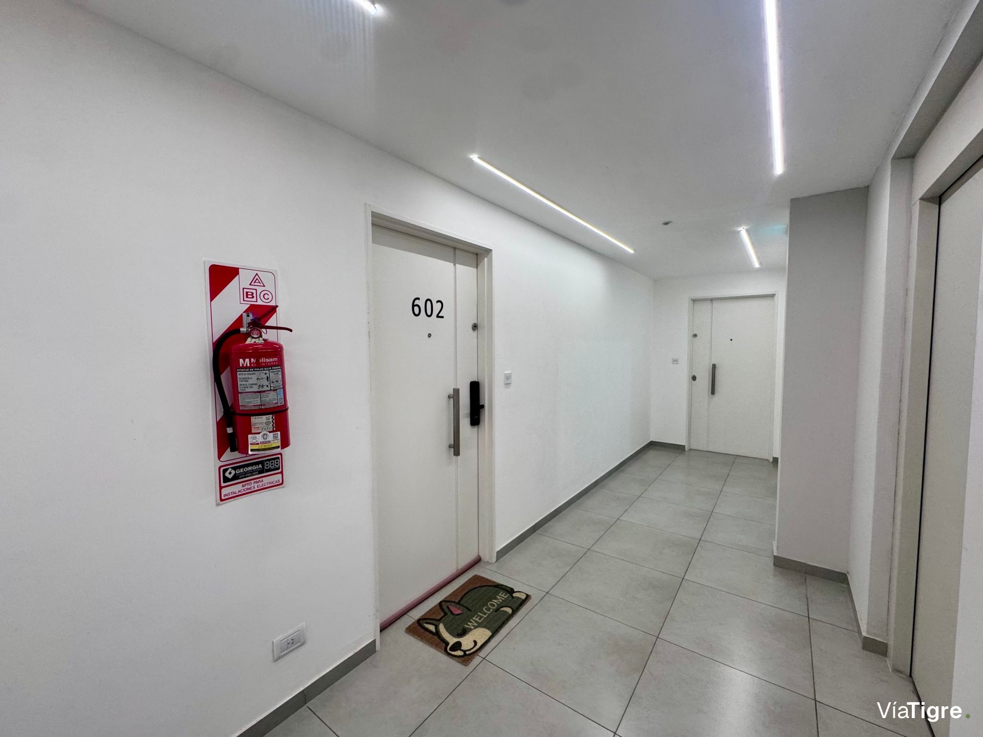 Venta depto 2 amb V Martelli coch pileta balcon
