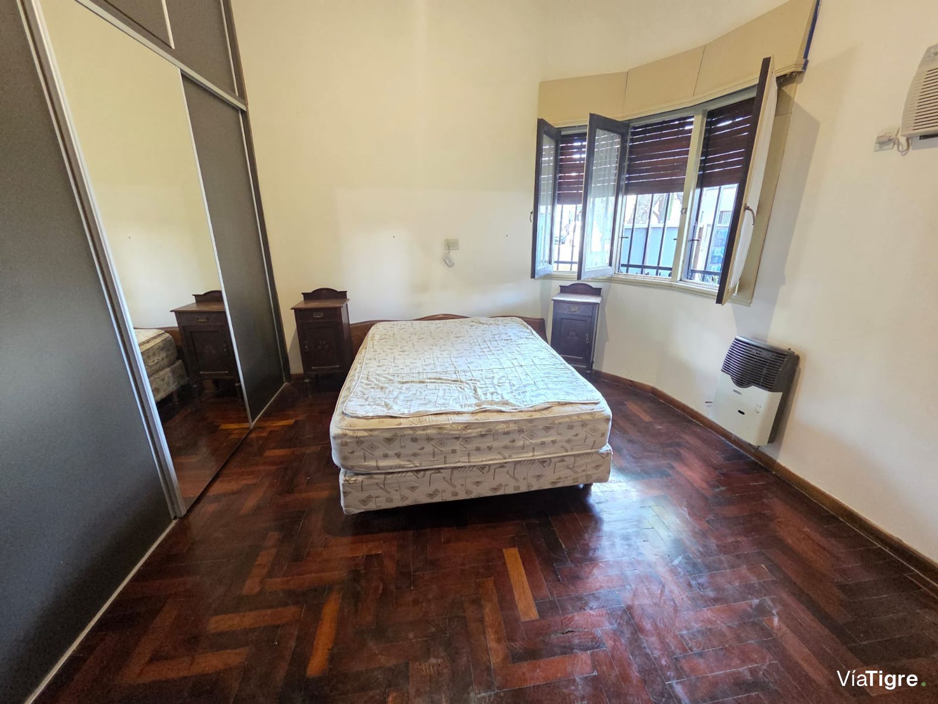 Casa 6 ambientes Venta Villa Martelli con Parque