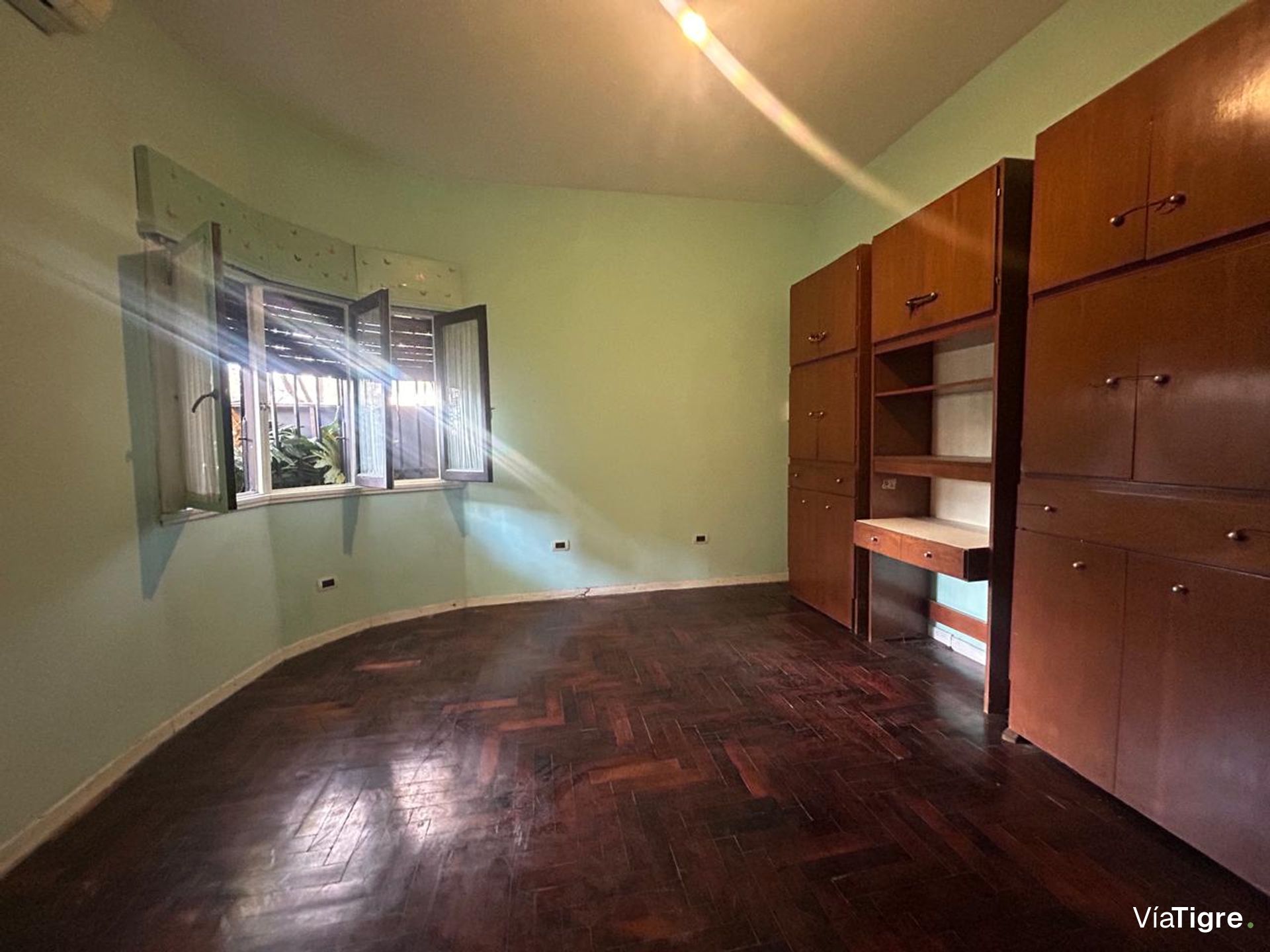 Casa 6 ambientes Venta Villa Martelli con Parque