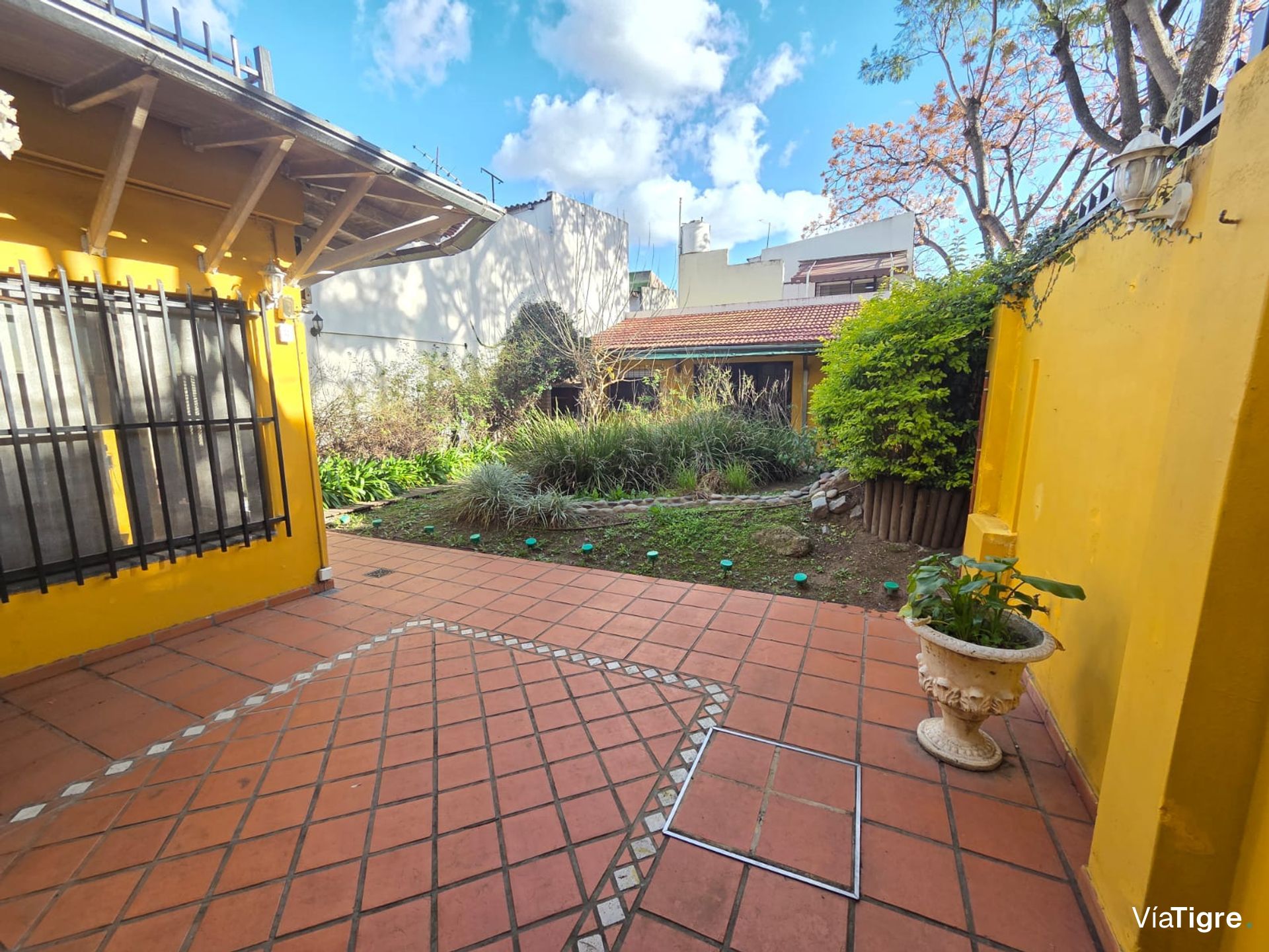 Casa 6 ambientes Venta Villa Martelli con Parque