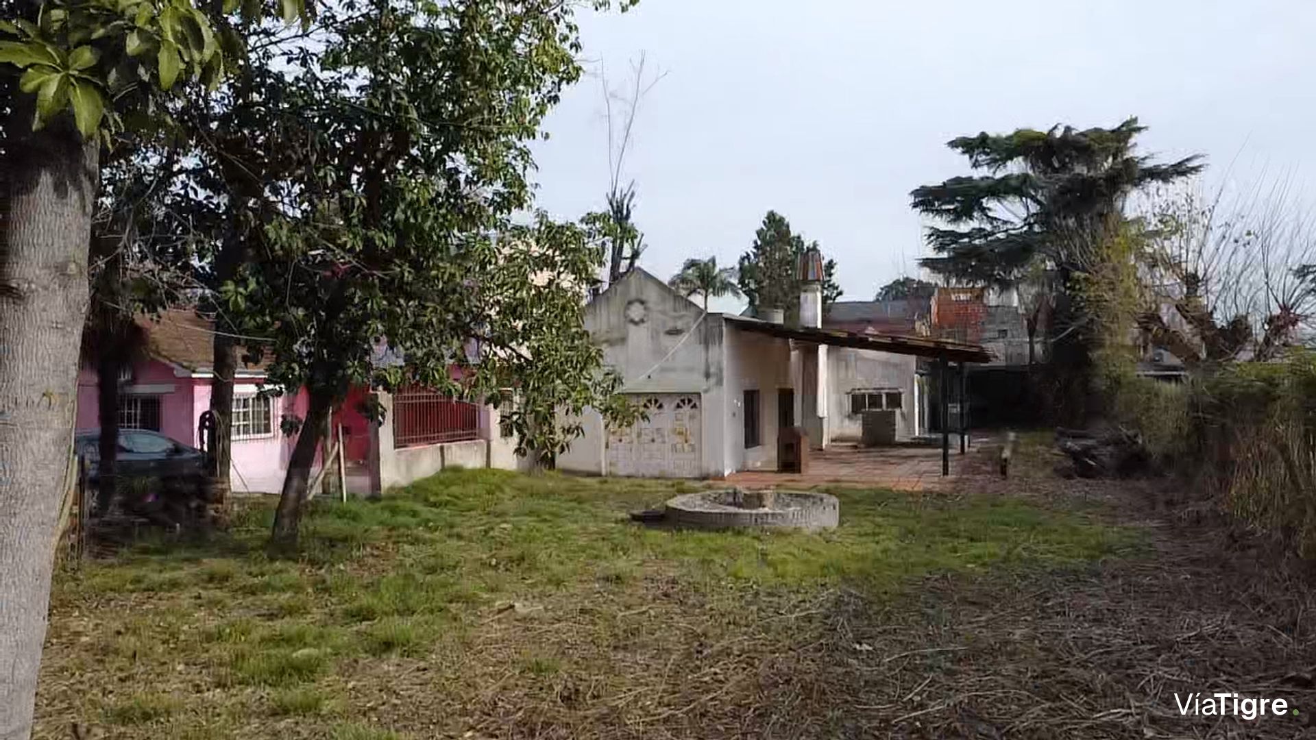 Casa a reciclar sobre gran lote de 875m2 en Talar