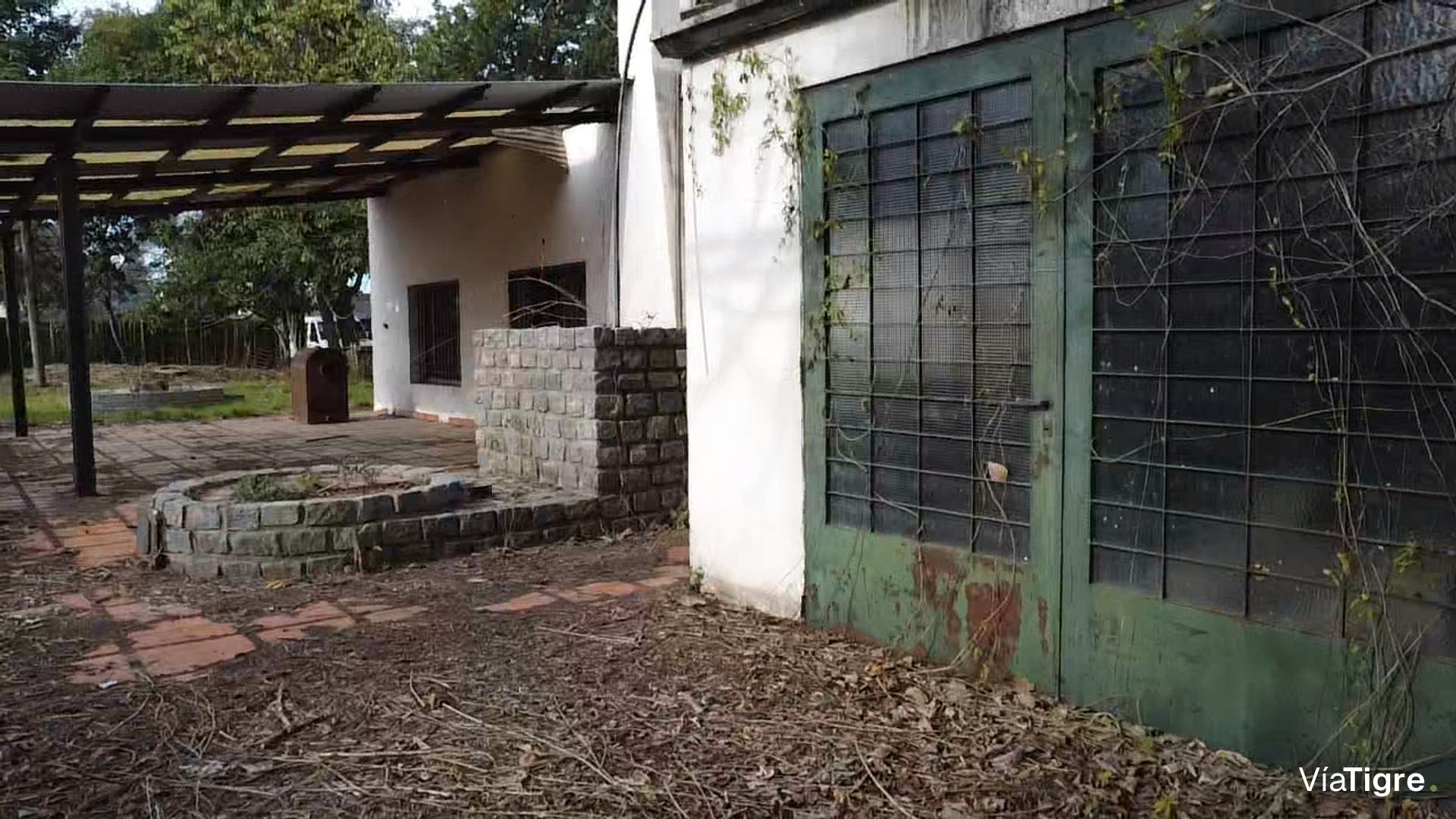 Casa a reciclar sobre gran lote de 875m2 en Talar