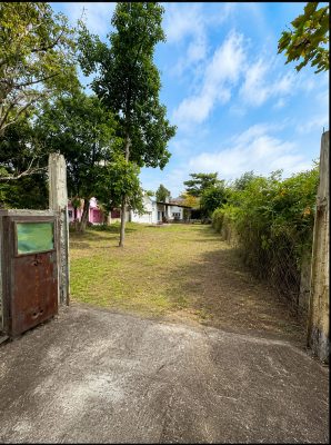 Casa a reciclar sobre gran lote de 875m2 en Talar