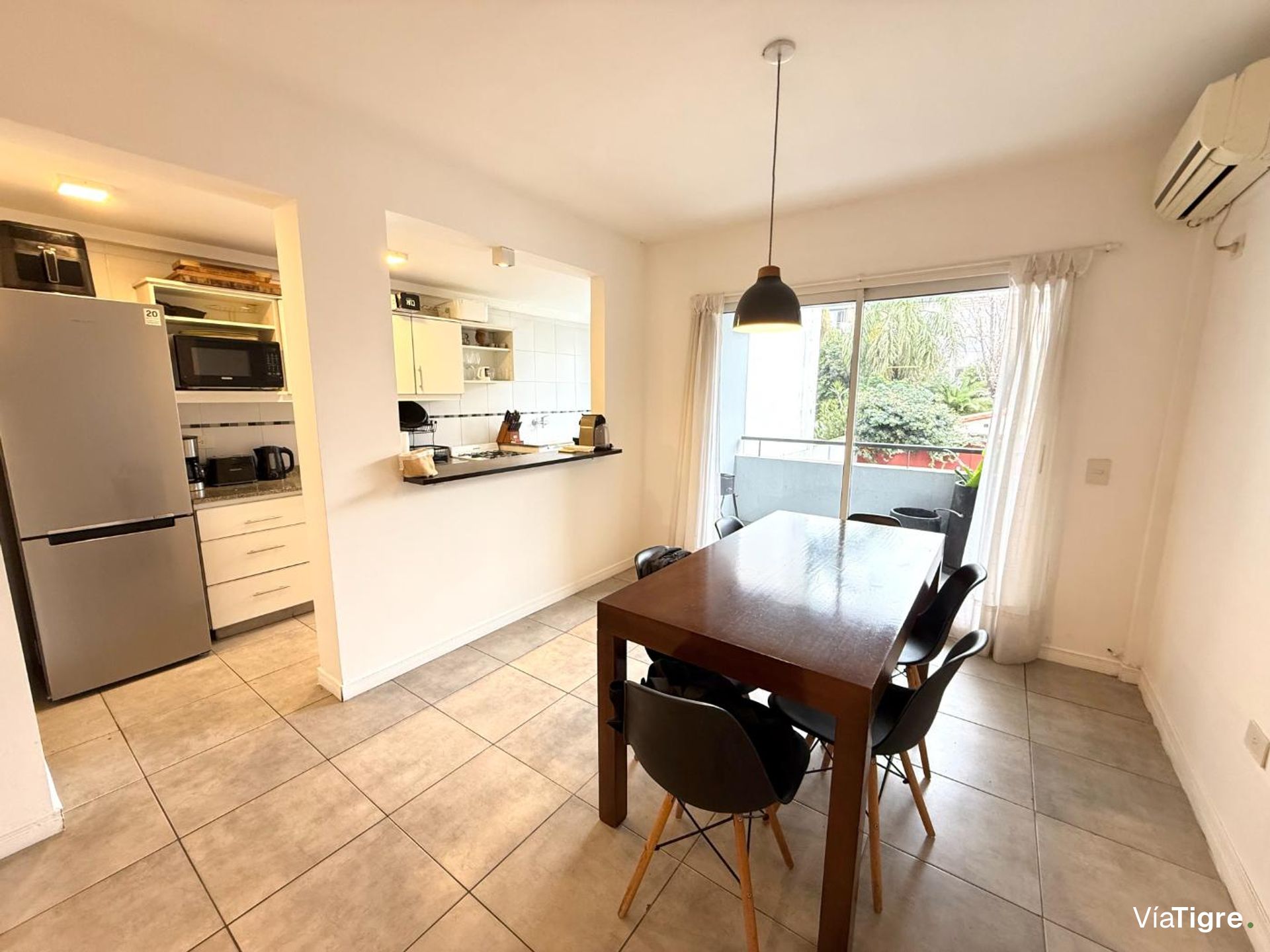VENTA 2 AMB. con BALCON Y COCHERA CUB, San Isidro