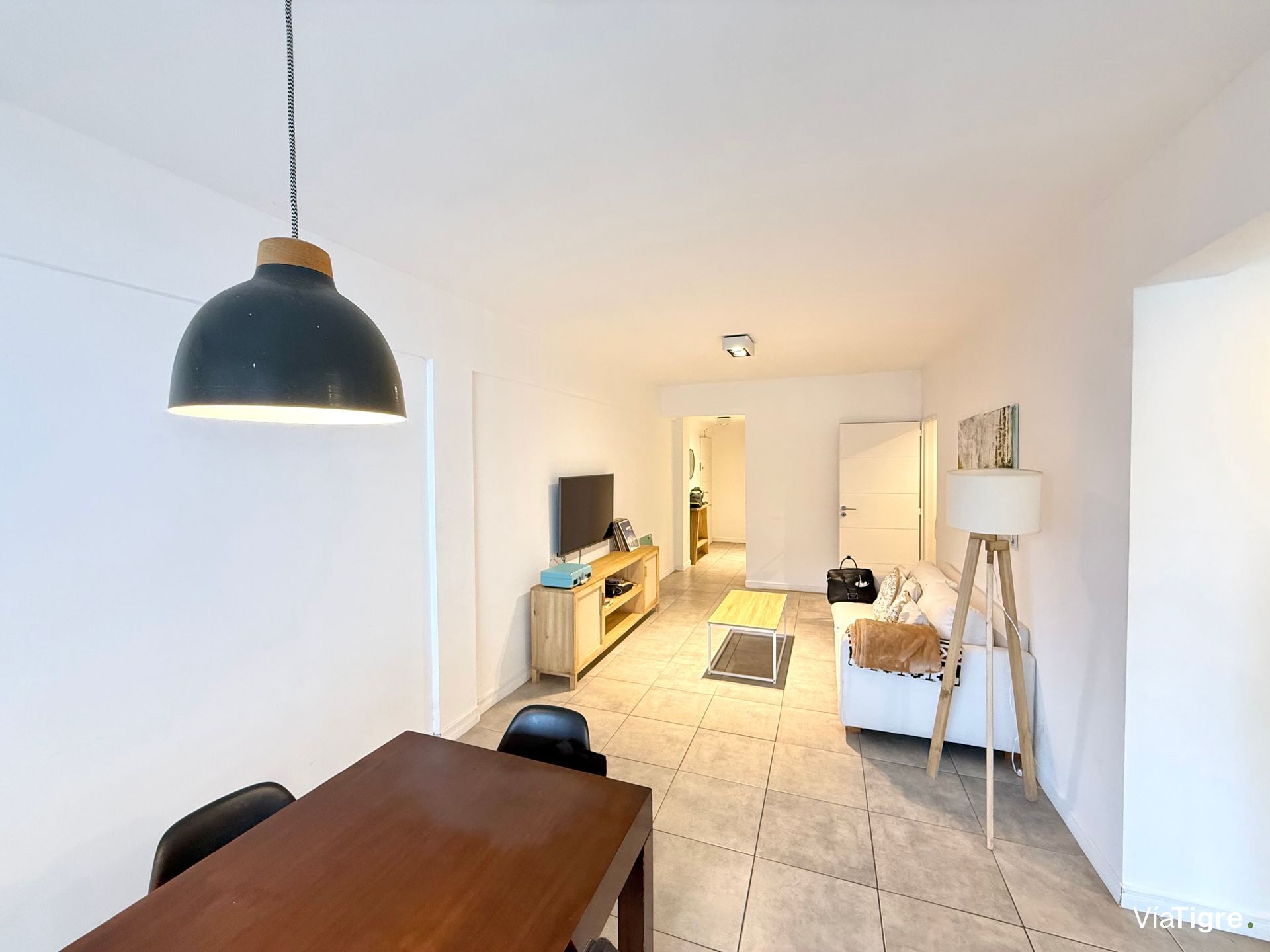 VENTA 2 AMB. con BALCON Y COCHERA CUB, San Isidro
