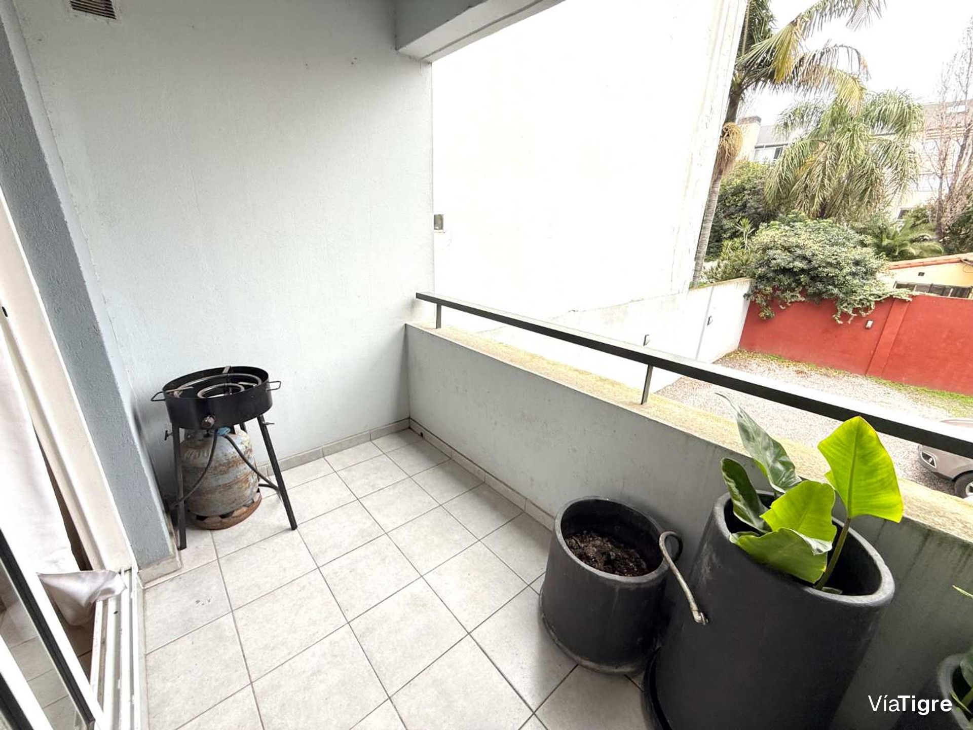 VENTA 2 AMB. con BALCON Y COCHERA CUB, San Isidro