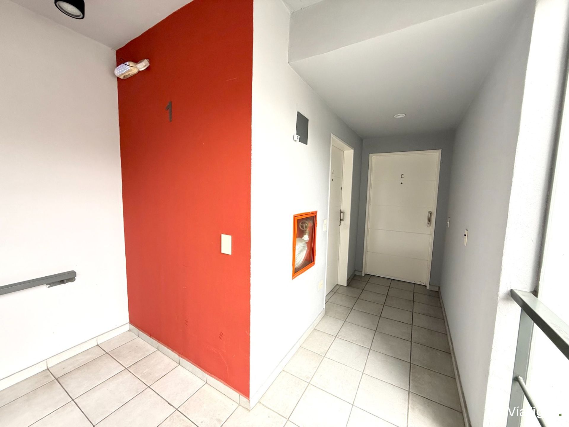 VENTA 2 AMB. con BALCON Y COCHERA CUB, San Isidro