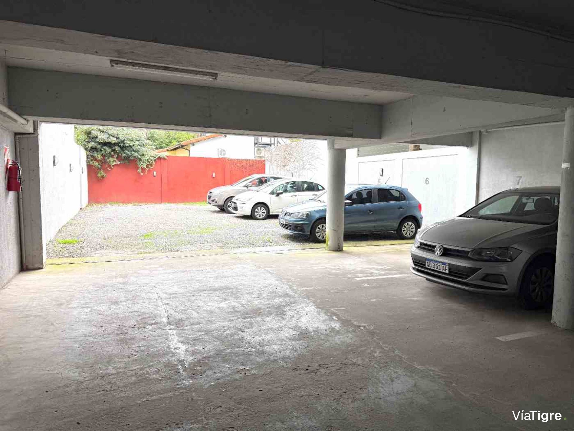 VENTA 2 AMB. con BALCON Y COCHERA CUB, San Isidro