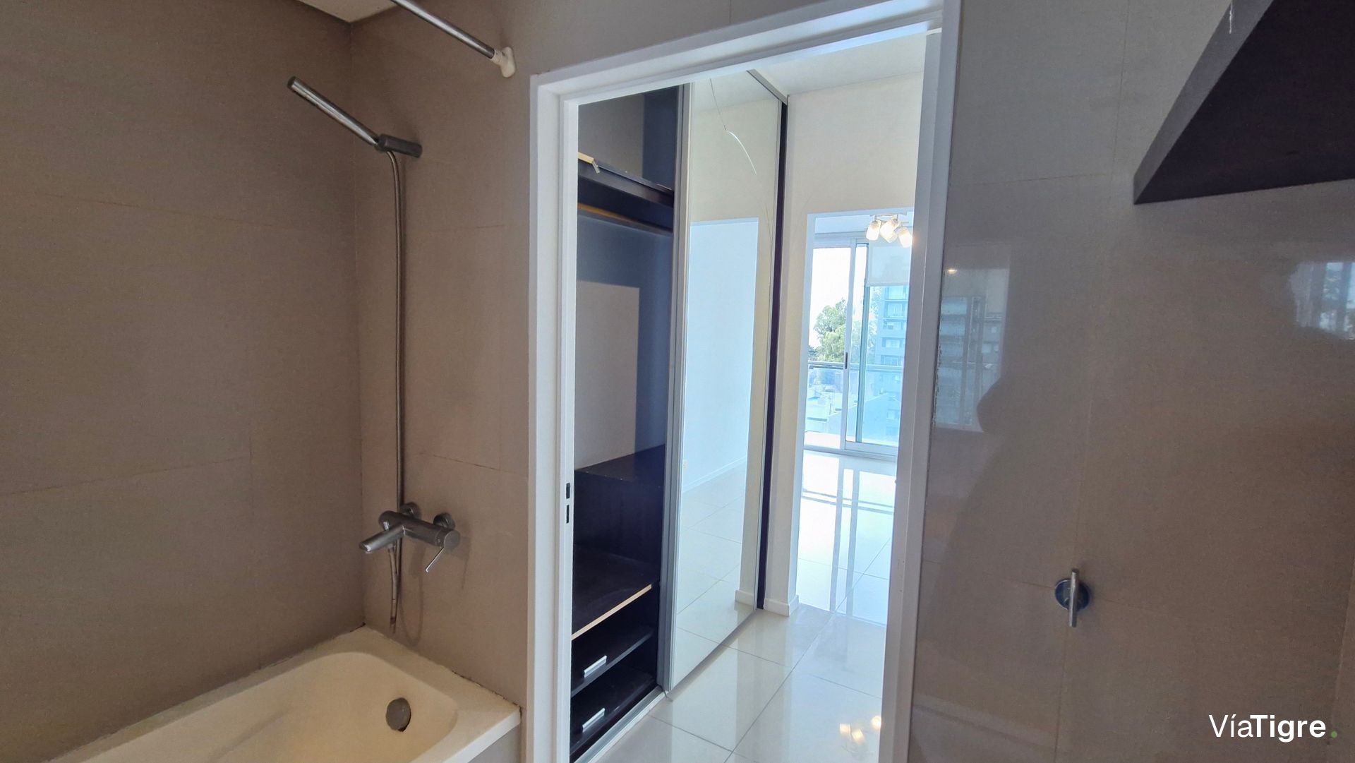 Alquiler Dto 2 Amb Bcon cochera y Amenities Olivos