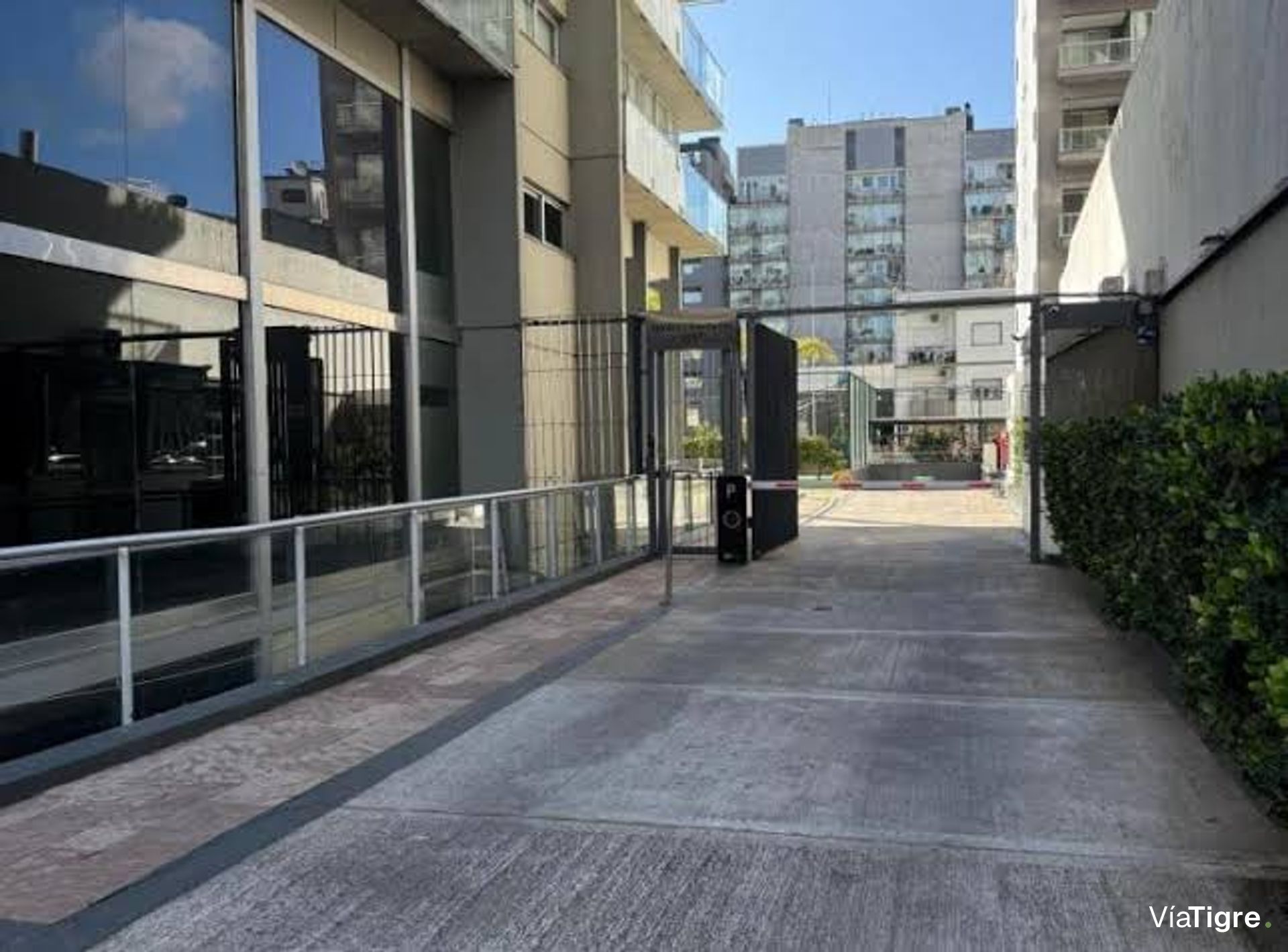 Alquiler Dto 2 Amb Bcon cochera y Amenities Olivos
