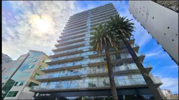 Apartment for Rent 1-bedroom with Balcony, Parking and Amenities in Olivos