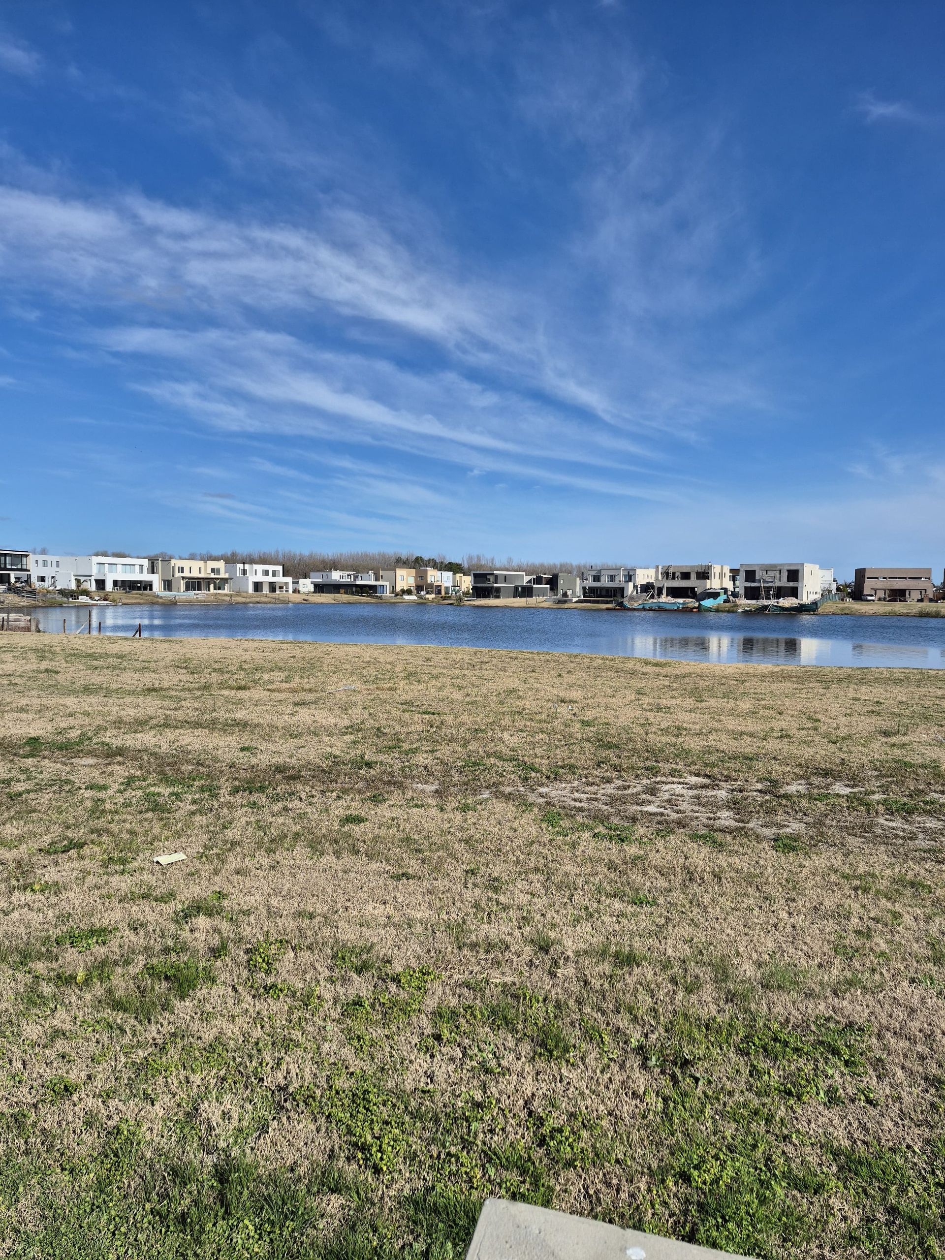 Lote En Venta En Barrio Santa Ana A La Laguna