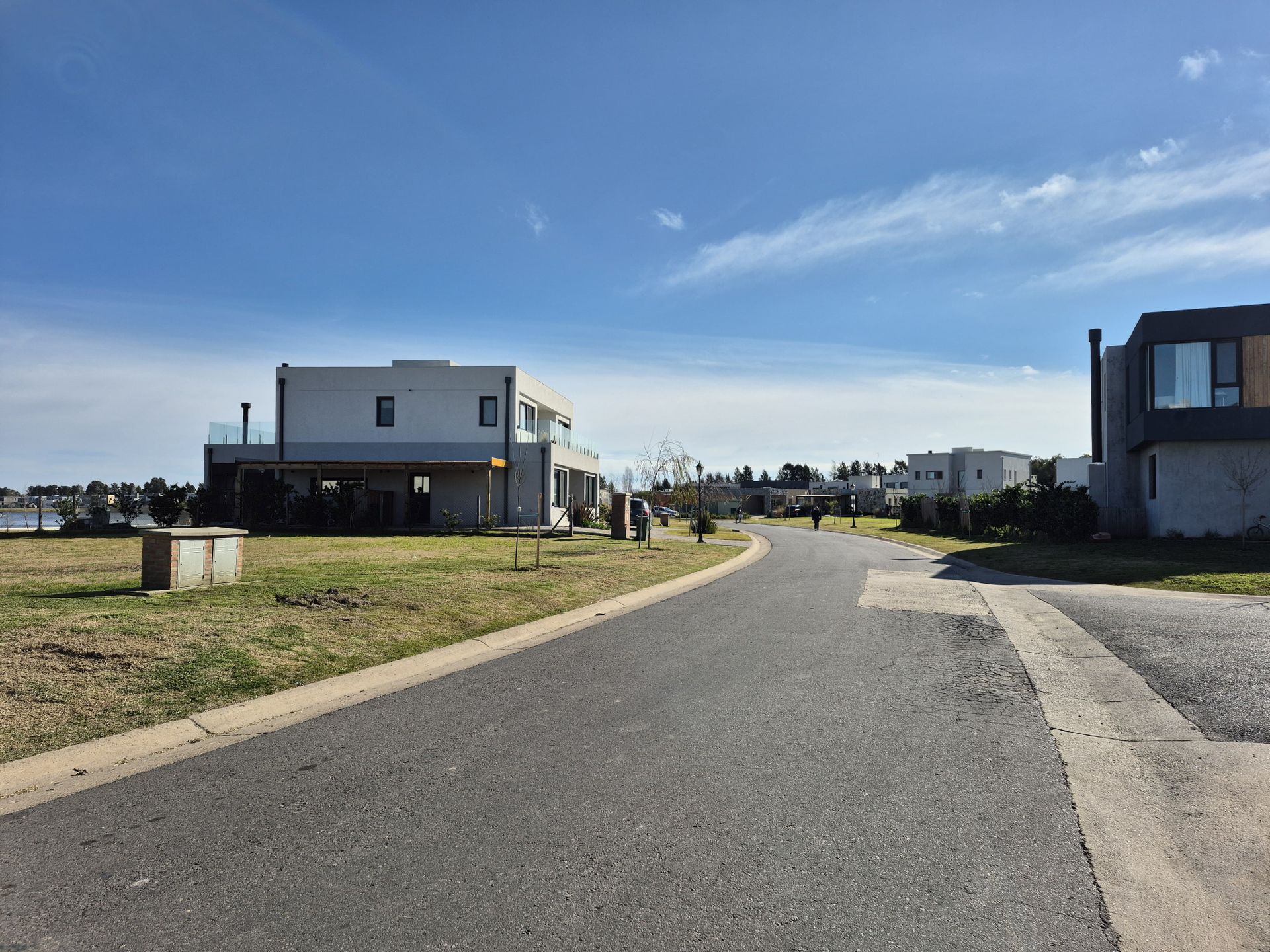Lote En Venta En Barrio Santa Ana A La Laguna