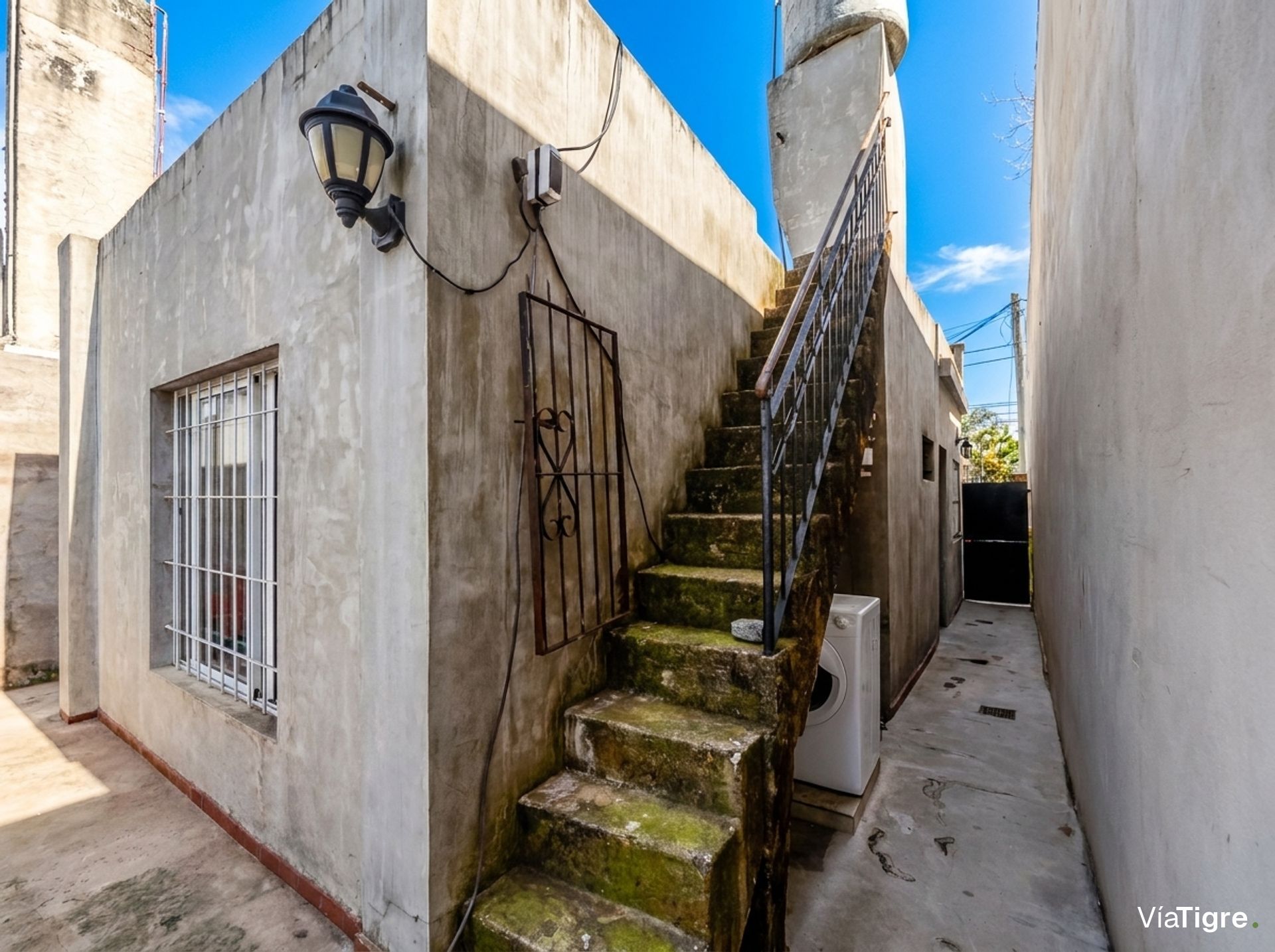 PH 3AMB, c/ PATIO, QUINCHO y TERRAZA, en BOULOGNE.