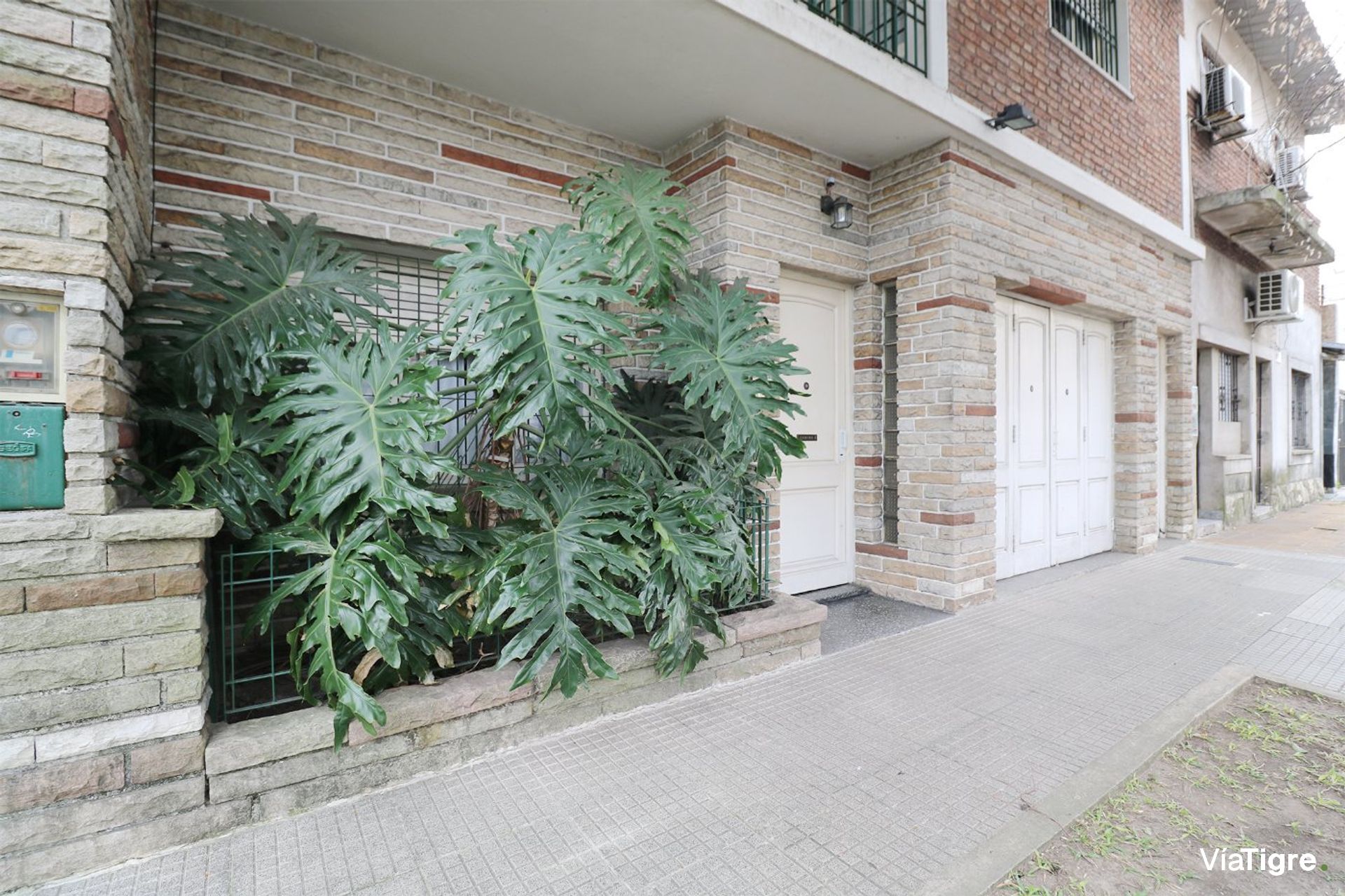 Venta Casa 5 Amb C/Pileta Y Parrilla En V. Adelina