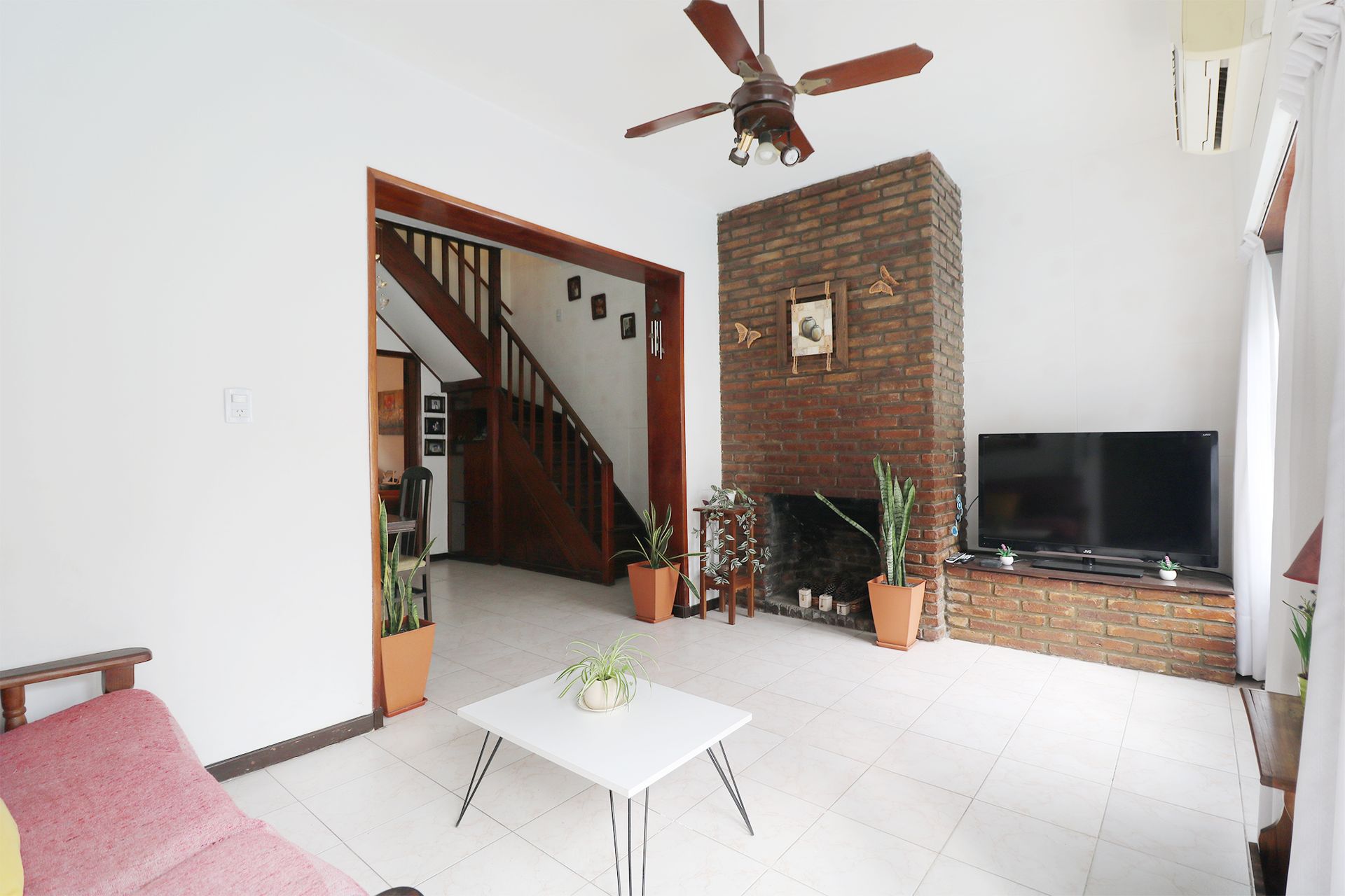 Venta Casa 5 Amb C/Pileta Y Parrilla En V. Adelina