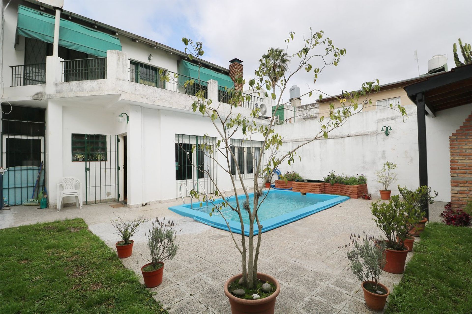 Venta Casa 5 Amb C/Pileta Y Parrilla En V. Adelina