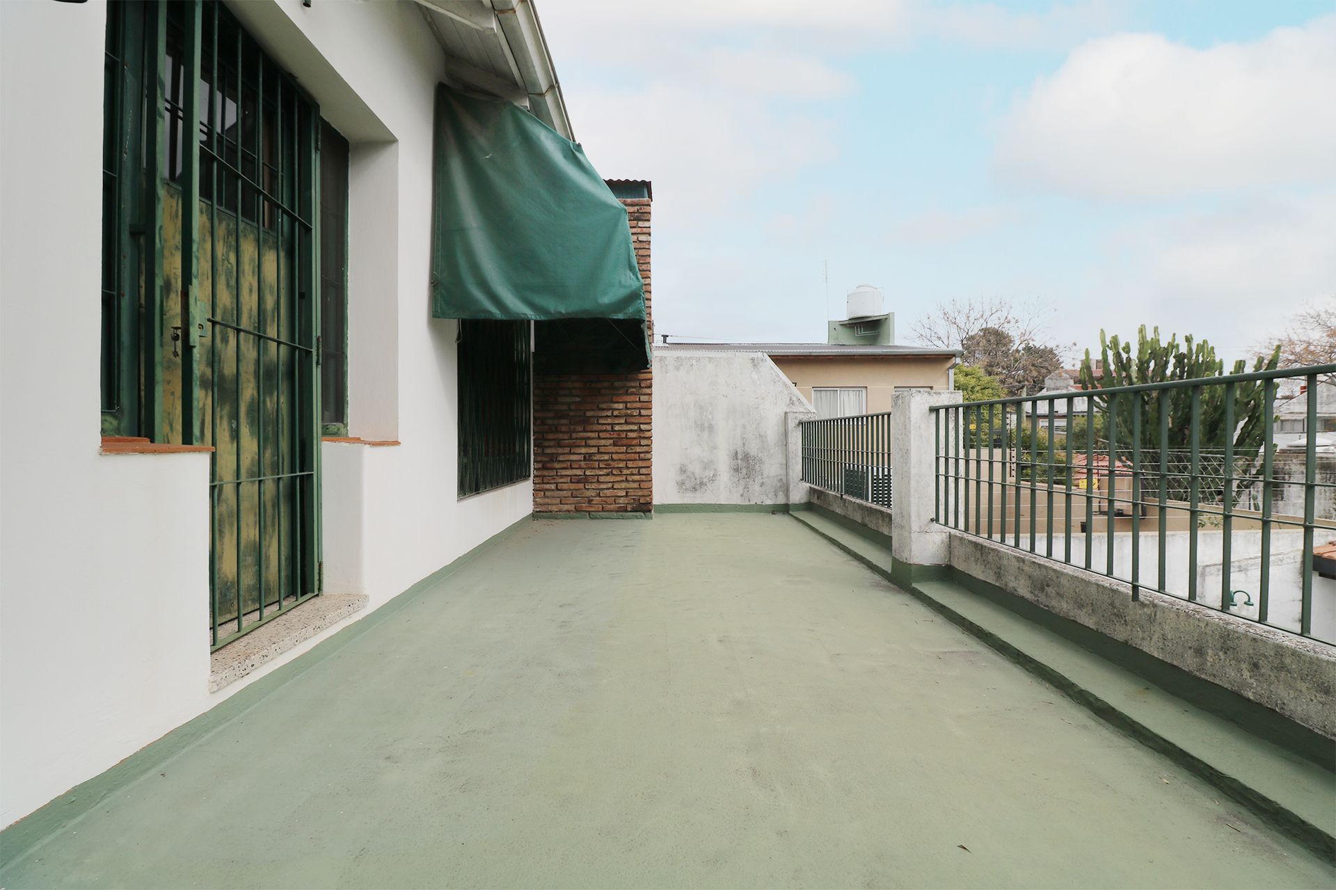 Venta Casa 5 Amb C/Pileta Y Parrilla En V. Adelina