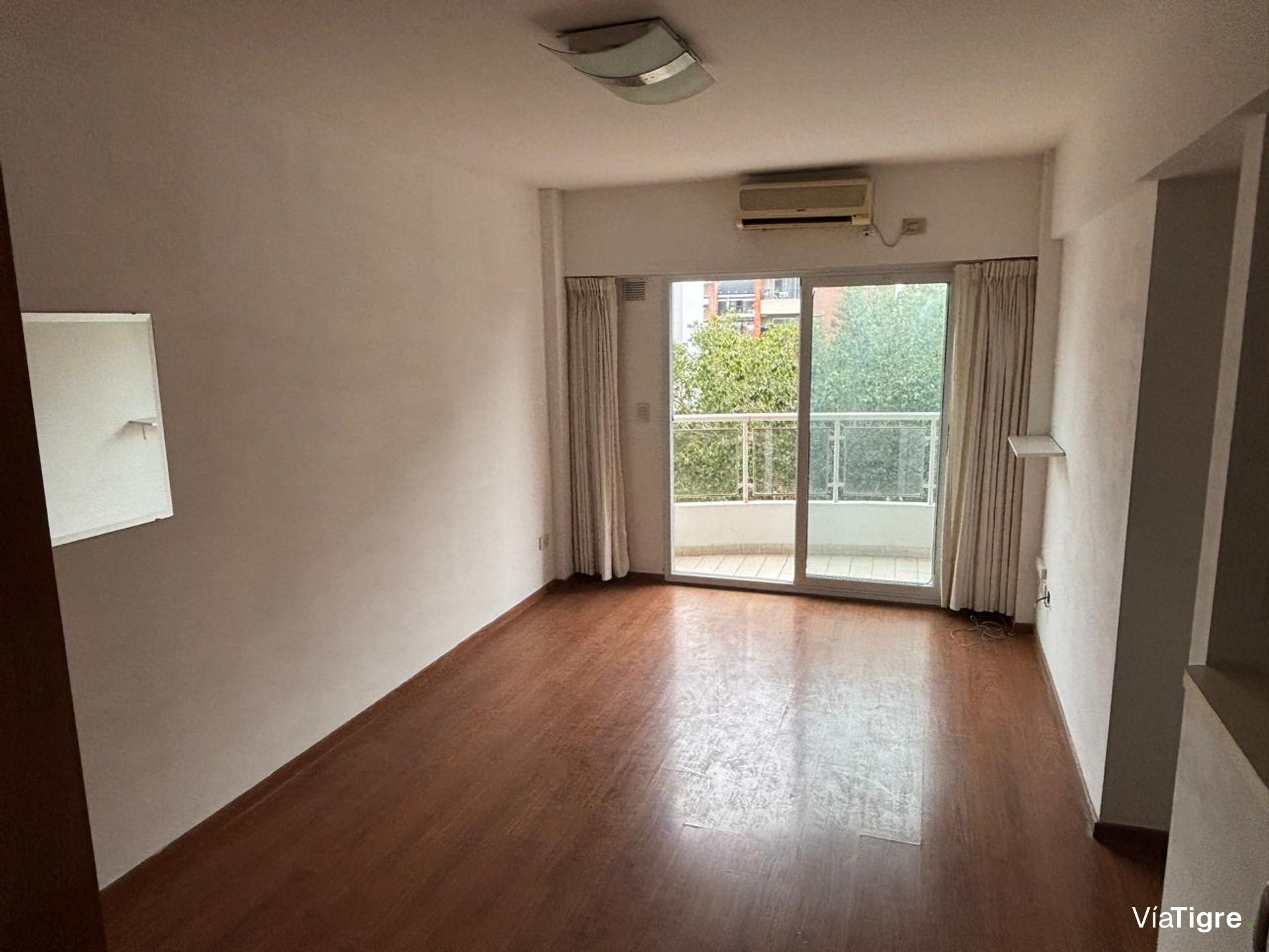 Venta 3 ambientes c/cochera - Vicente Lopez