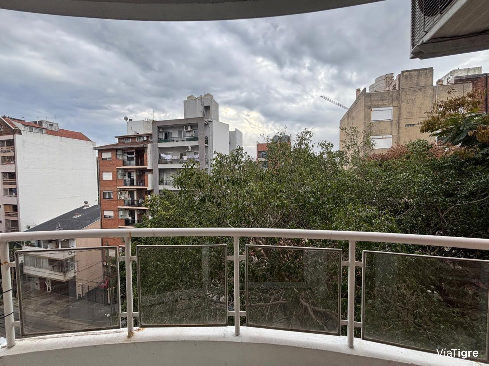 Venta 3 ambientes c/cochera - Vicente Lopez