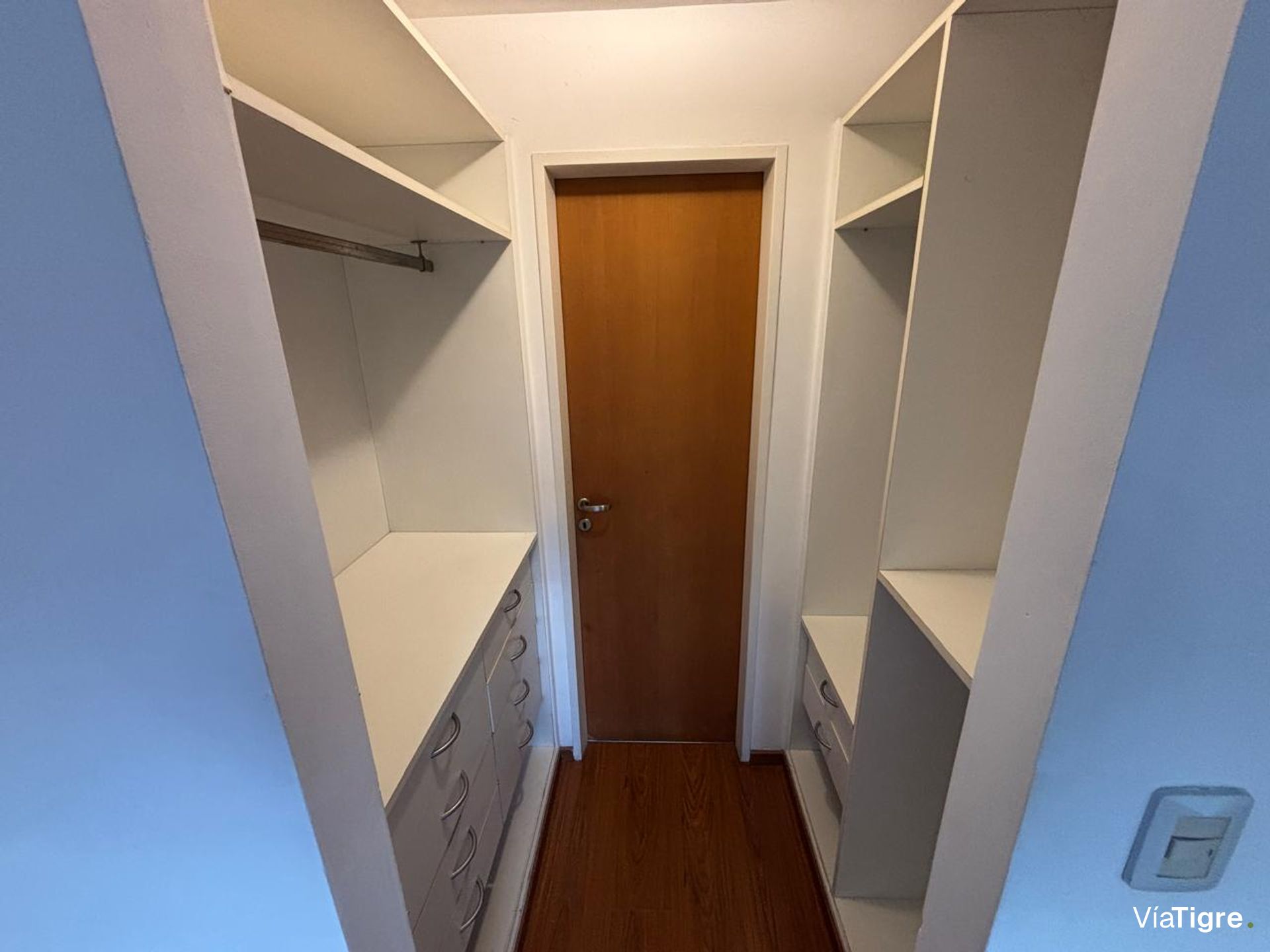 Venta 3 ambientes c/cochera - Vicente Lopez