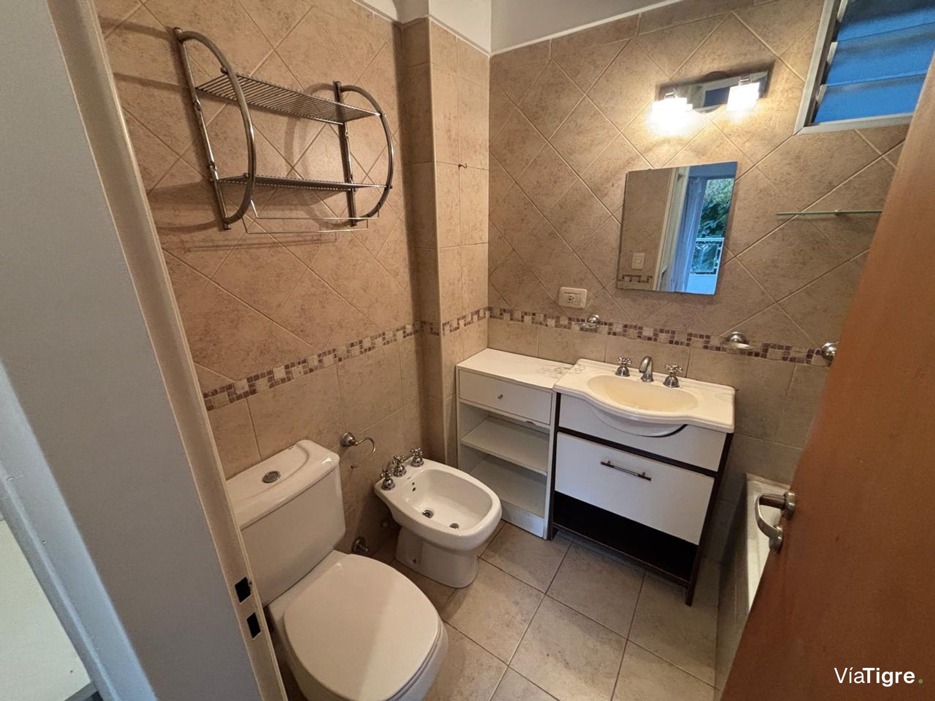 Venta 3 ambientes c/cochera - Vicente Lopez