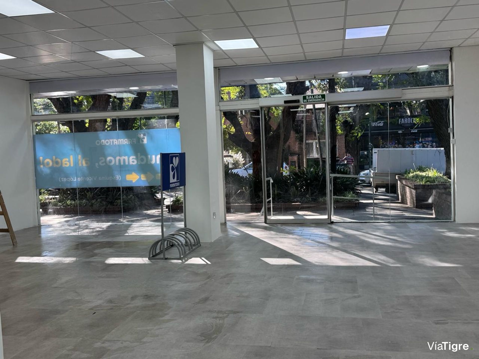 Local Comercial En Alquiler - Martínez