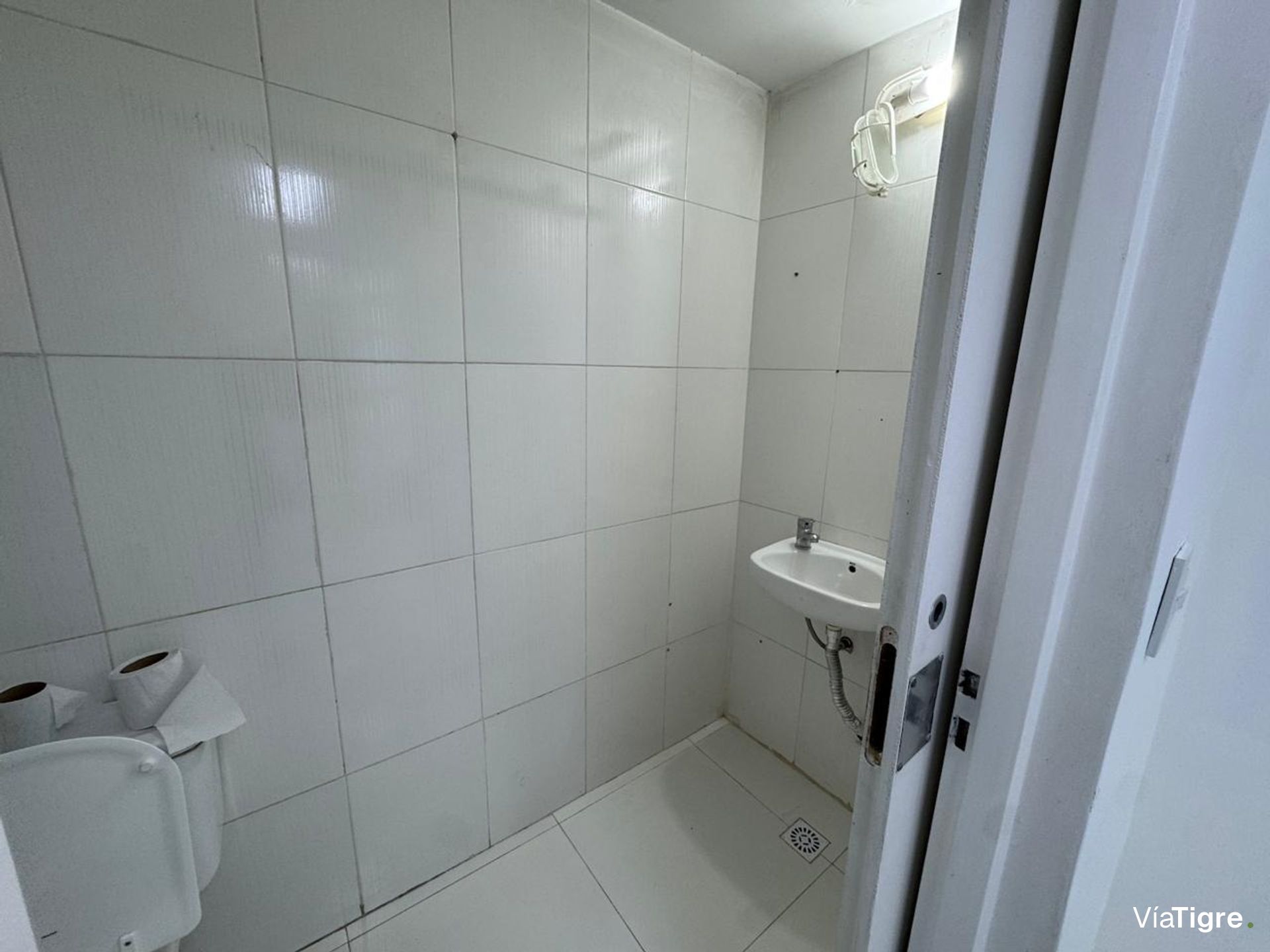 Local Comercial En Alquiler - Martínez