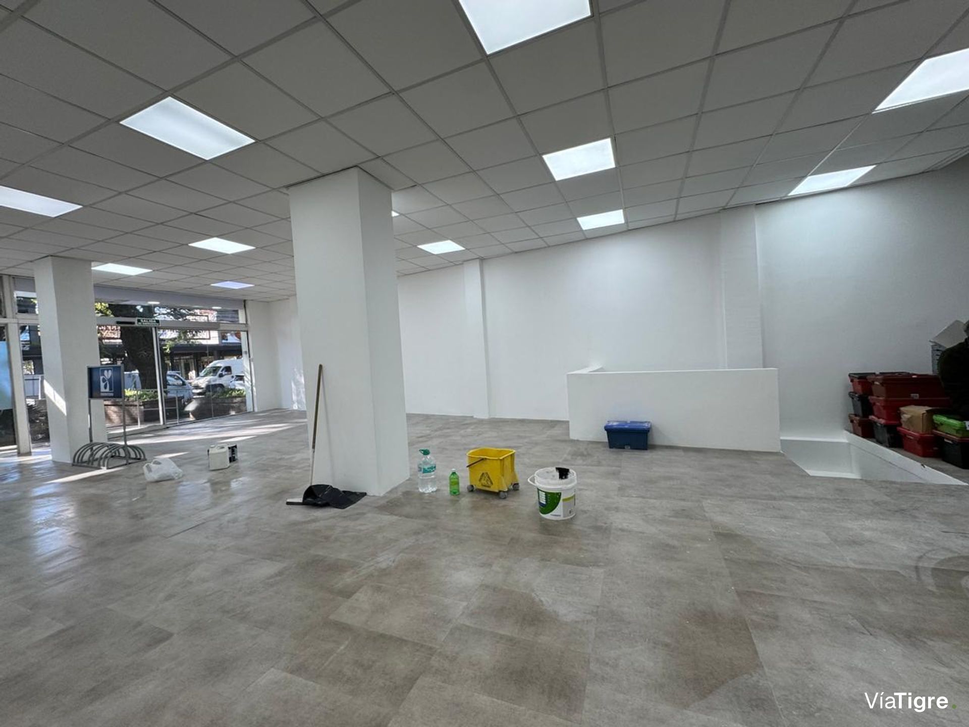 Local Comercial En Alquiler - Martínez