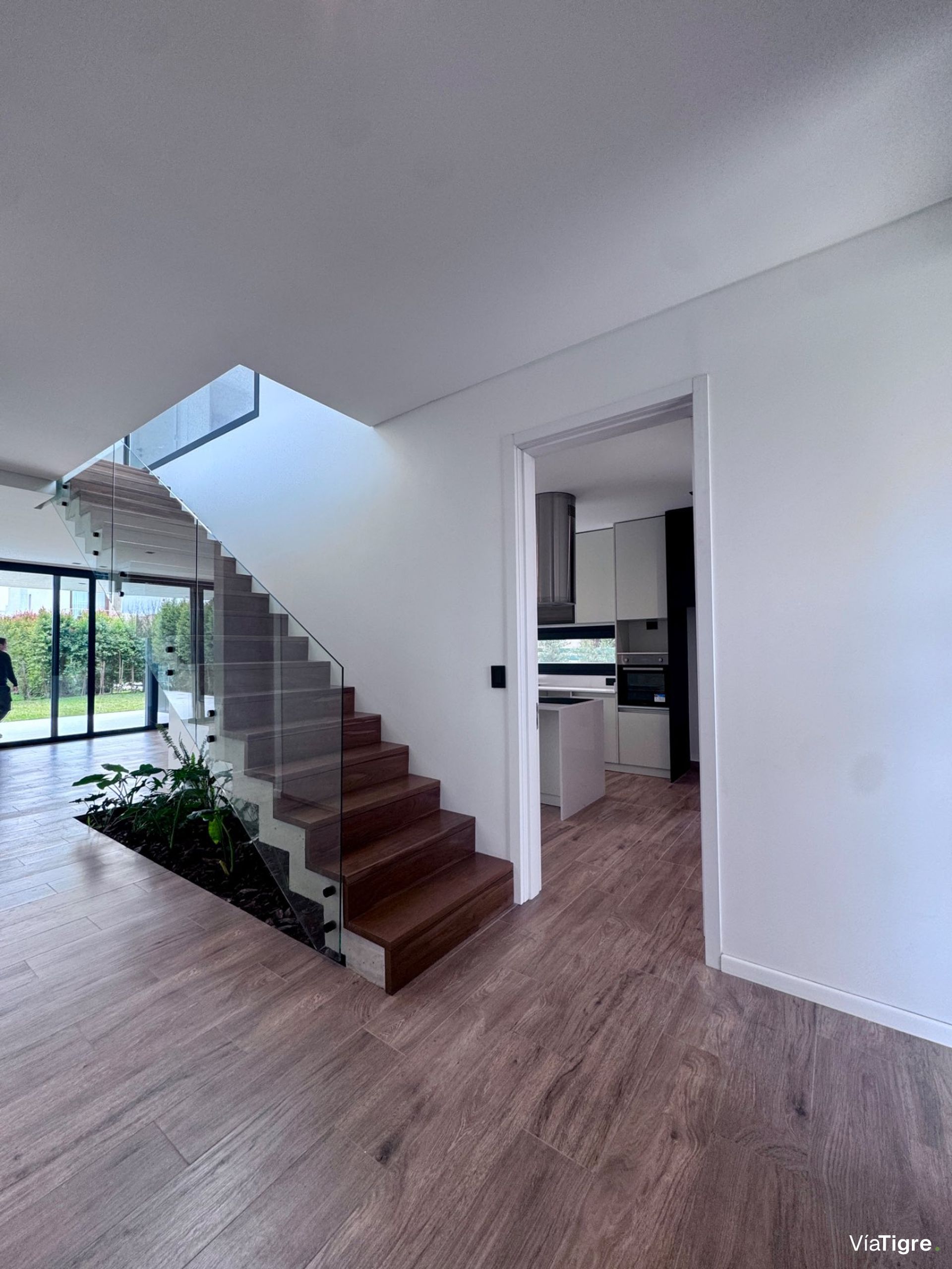 Venta casa Castaños Nordelta 5 ambientes estrenar