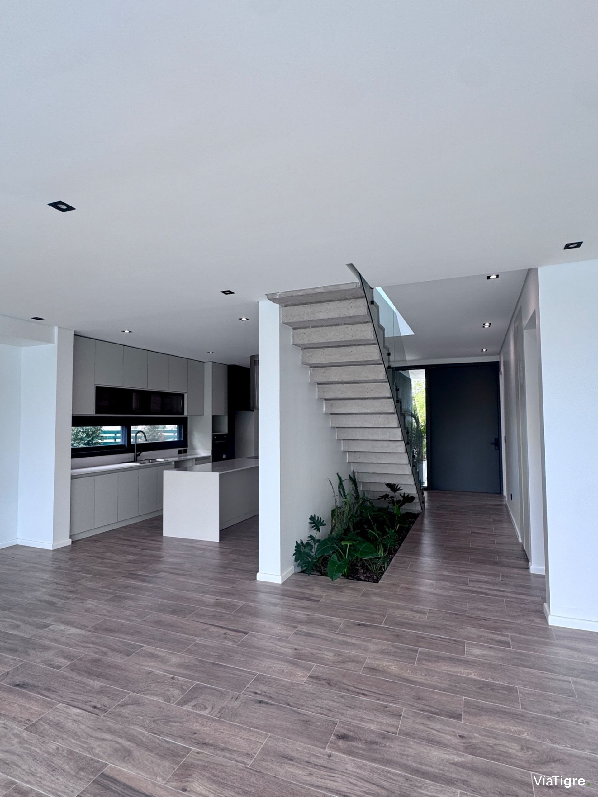 Venta casa Castaños Nordelta 5 ambientes estrenar