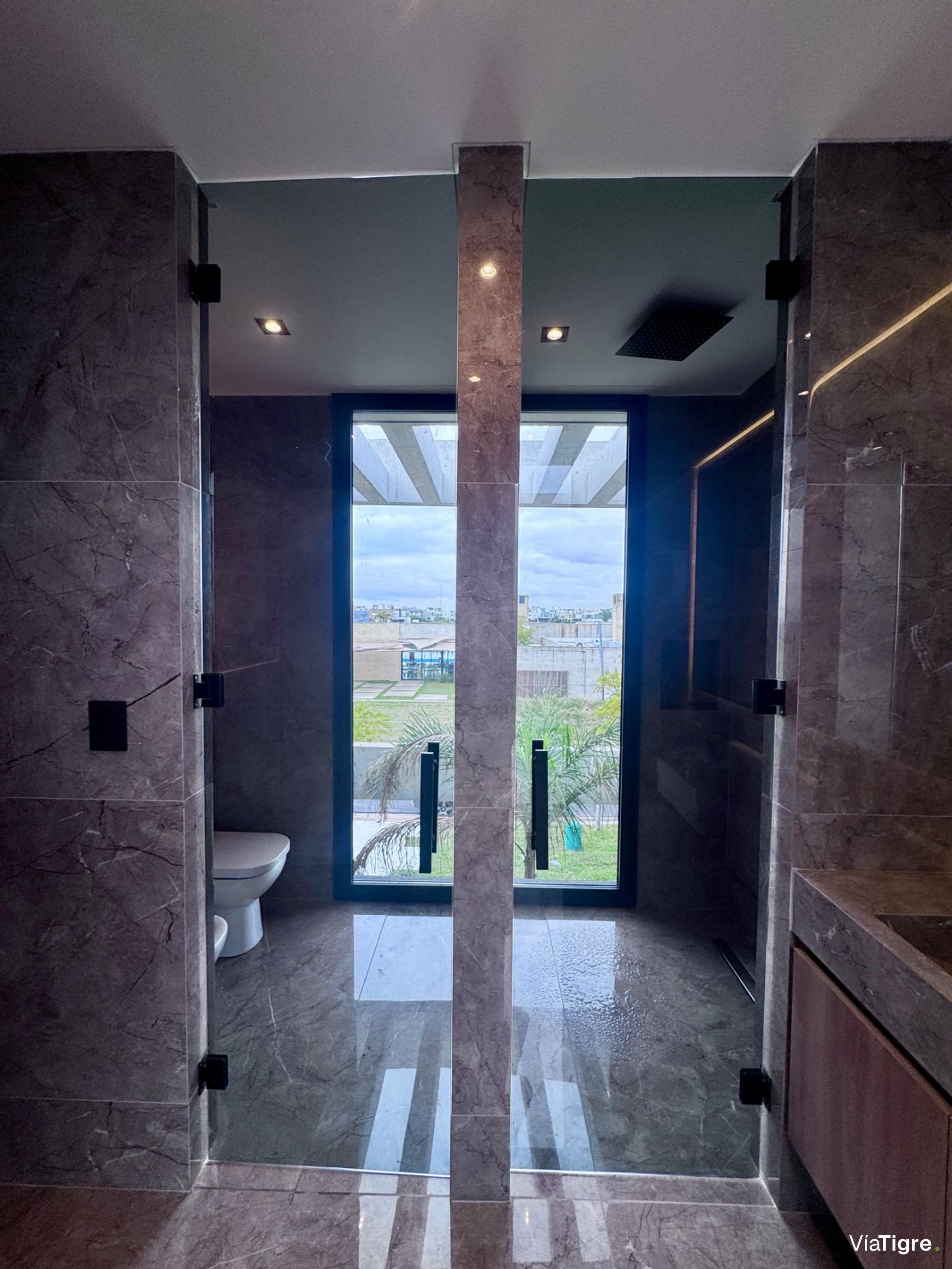 Venta casa Castaños Nordelta 5 ambientes estrenar