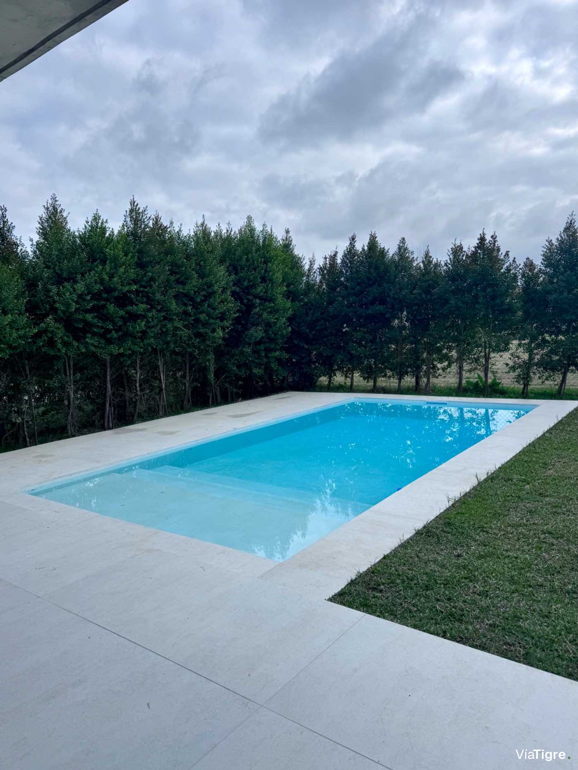 Venta casa Castaños Nordelta 5 ambientes estrenar