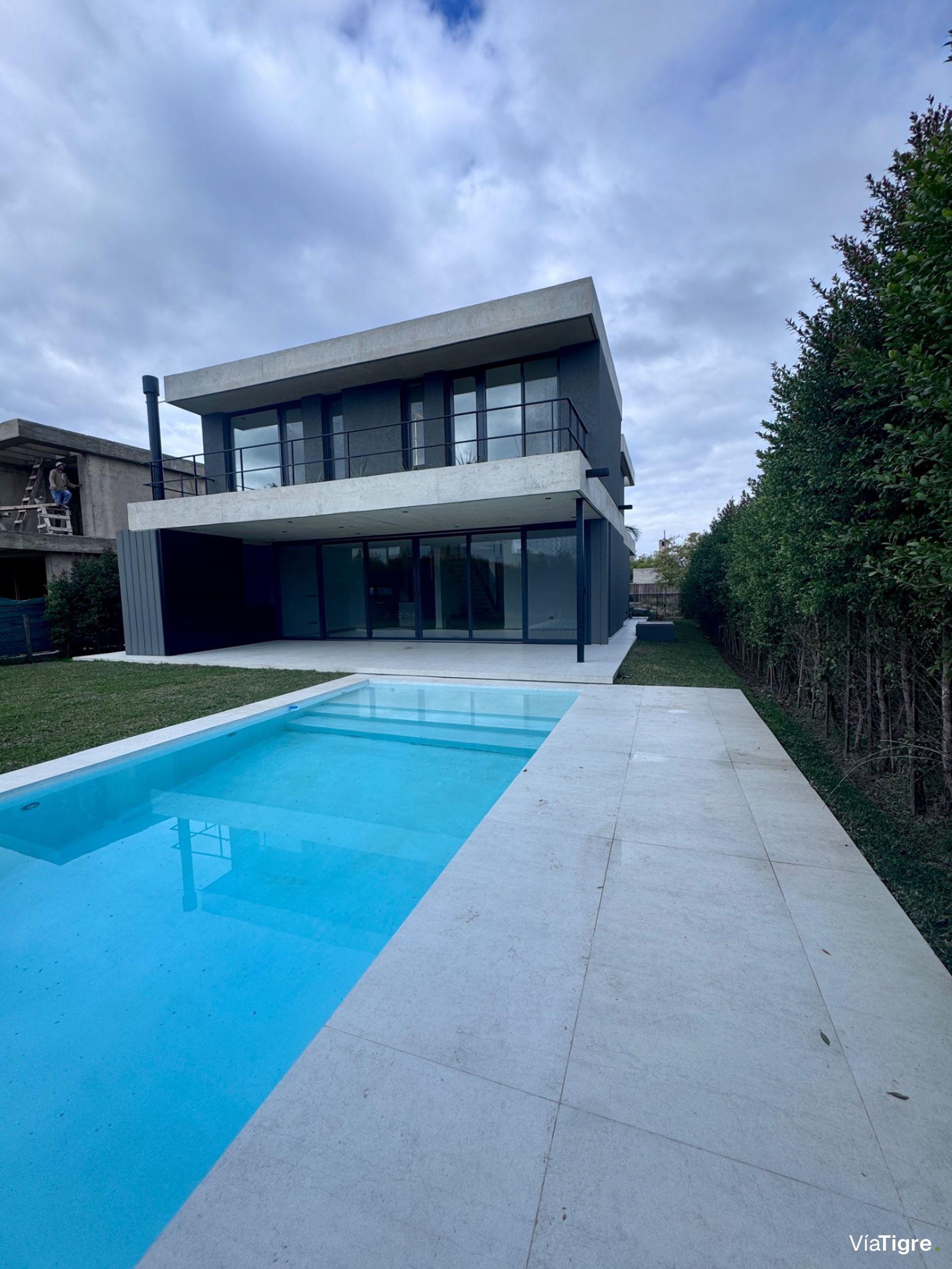 Venta casa Castaños Nordelta 5 ambientes estrenar