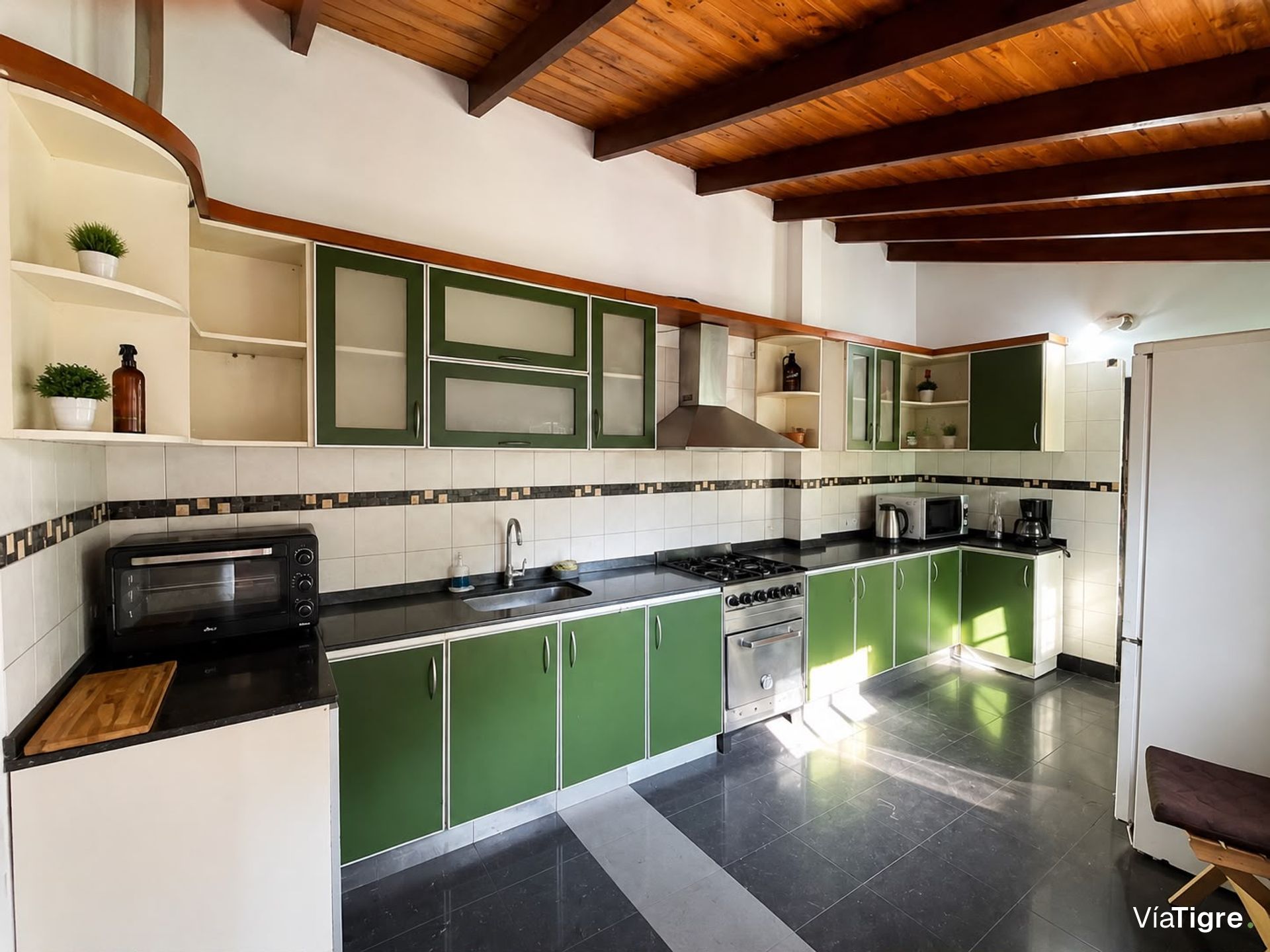 Casa En Venta Pacheco 5Amb Con Pileta Y Quincho